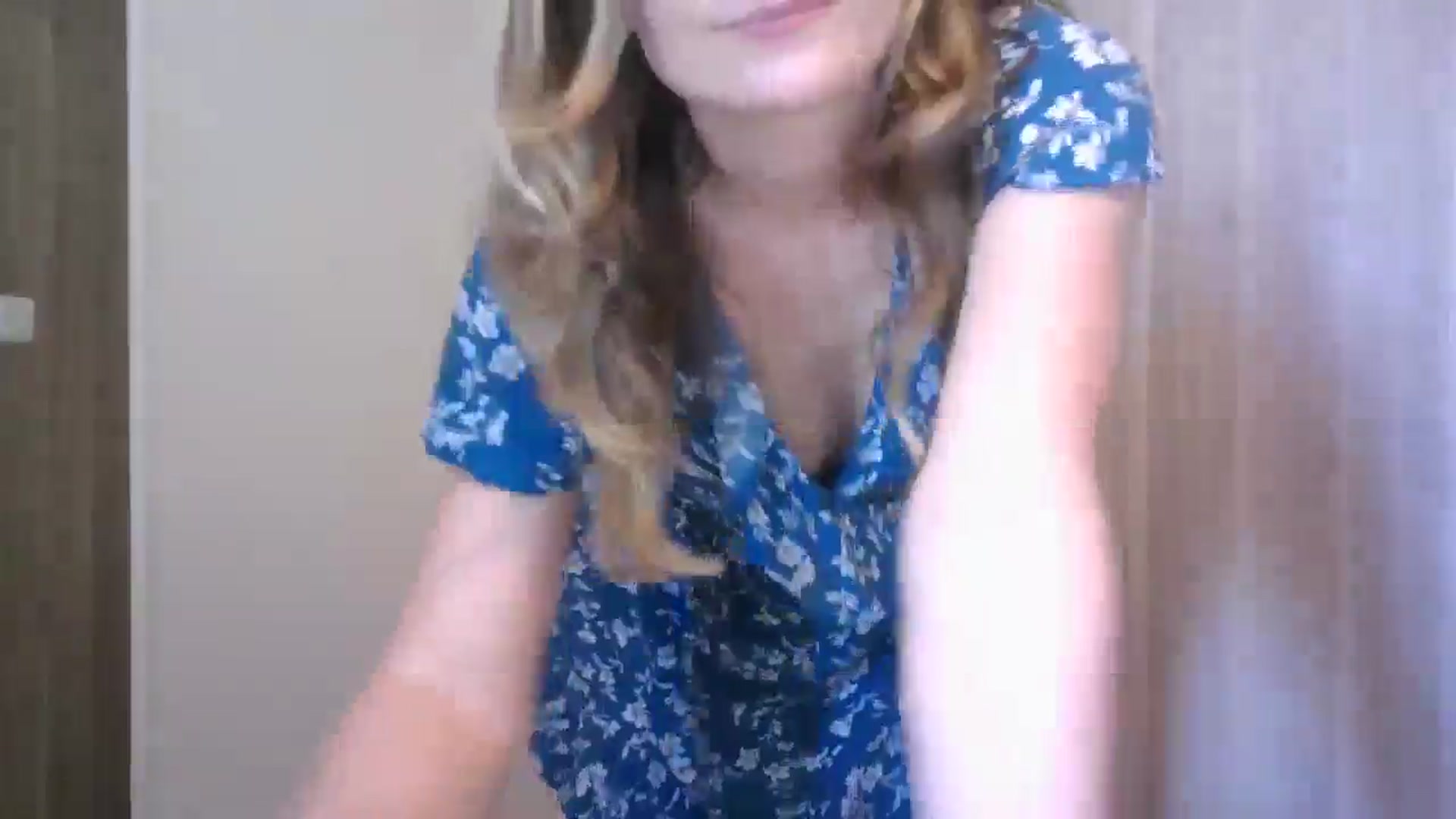 Gallery image thumbnail from Ana_Alexis's myfreecams stream on, 06/26/2024, 18:12 image 19 of 20