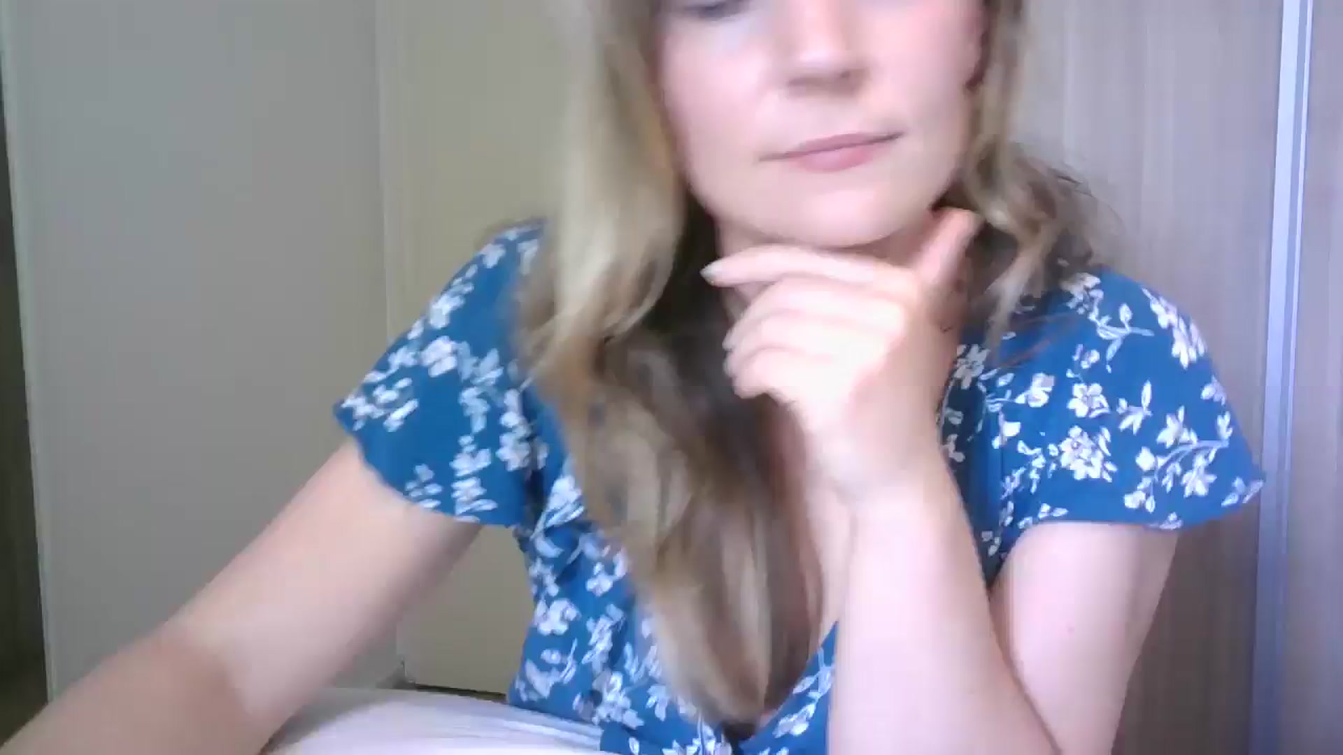 Gallery image thumbnail from Ana_Alexis's myfreecams stream on, 06/27/2024, 12:52 image 1 of 20