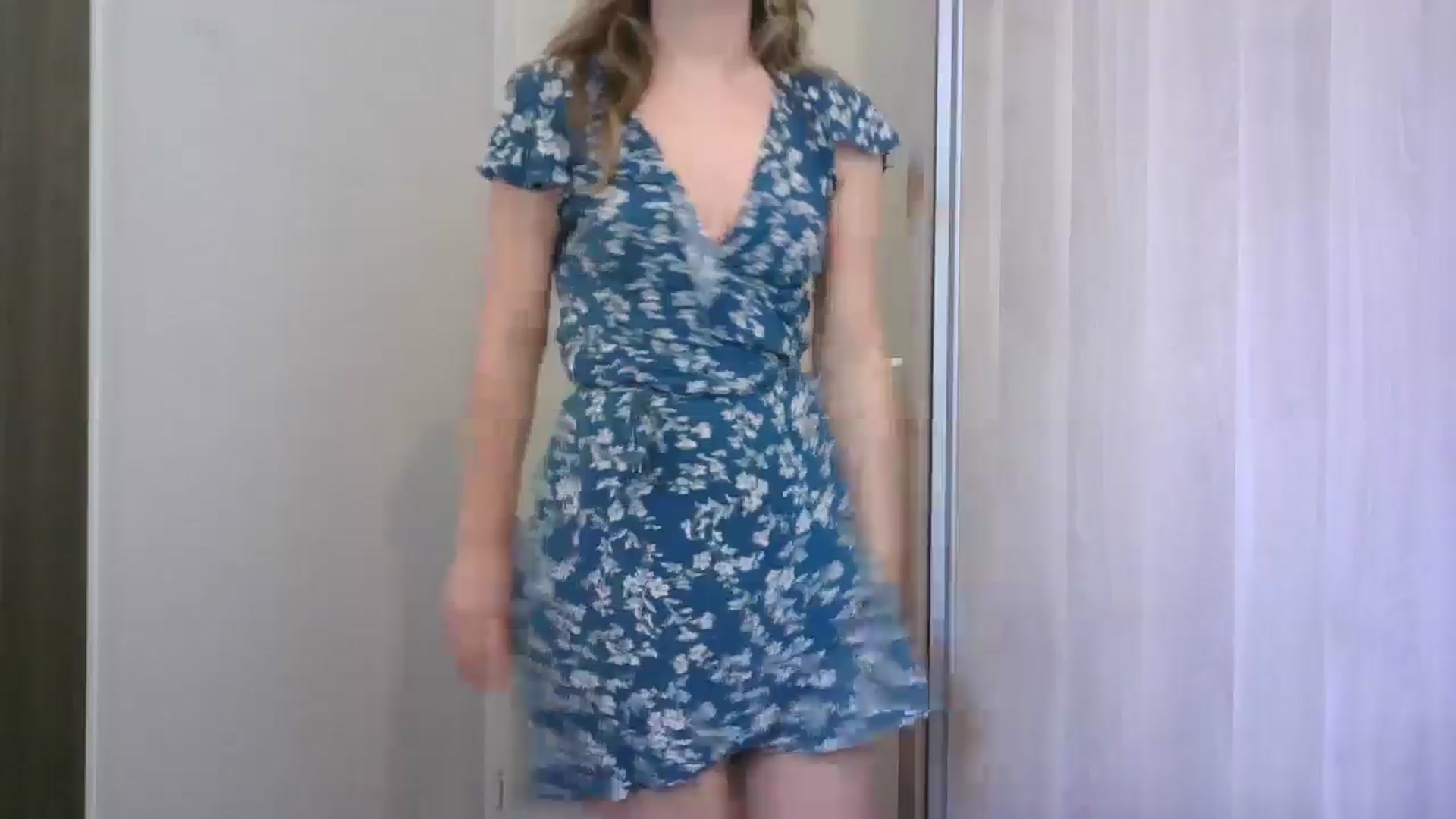 Gallery image thumbnail from Ana_Alexis's myfreecams stream on, 06/27/2024, 13:17 image 5 of 20
