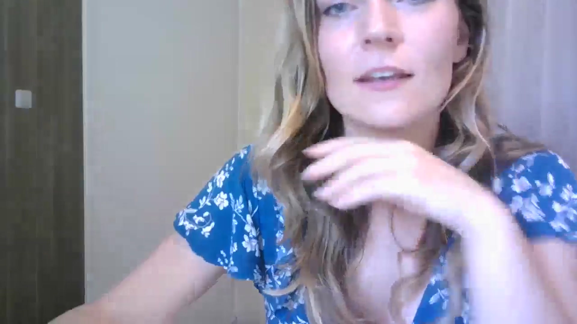 Gallery image thumbnail from Ana_Alexis's myfreecams stream on, 06/27/2024, 13:31 image 20 of 20