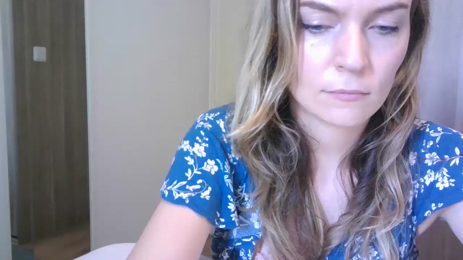 Gallery image thumbnail from Ana_Alexis's myfreecams stream on, 06/27/2024, 14:18 image 3 of 20