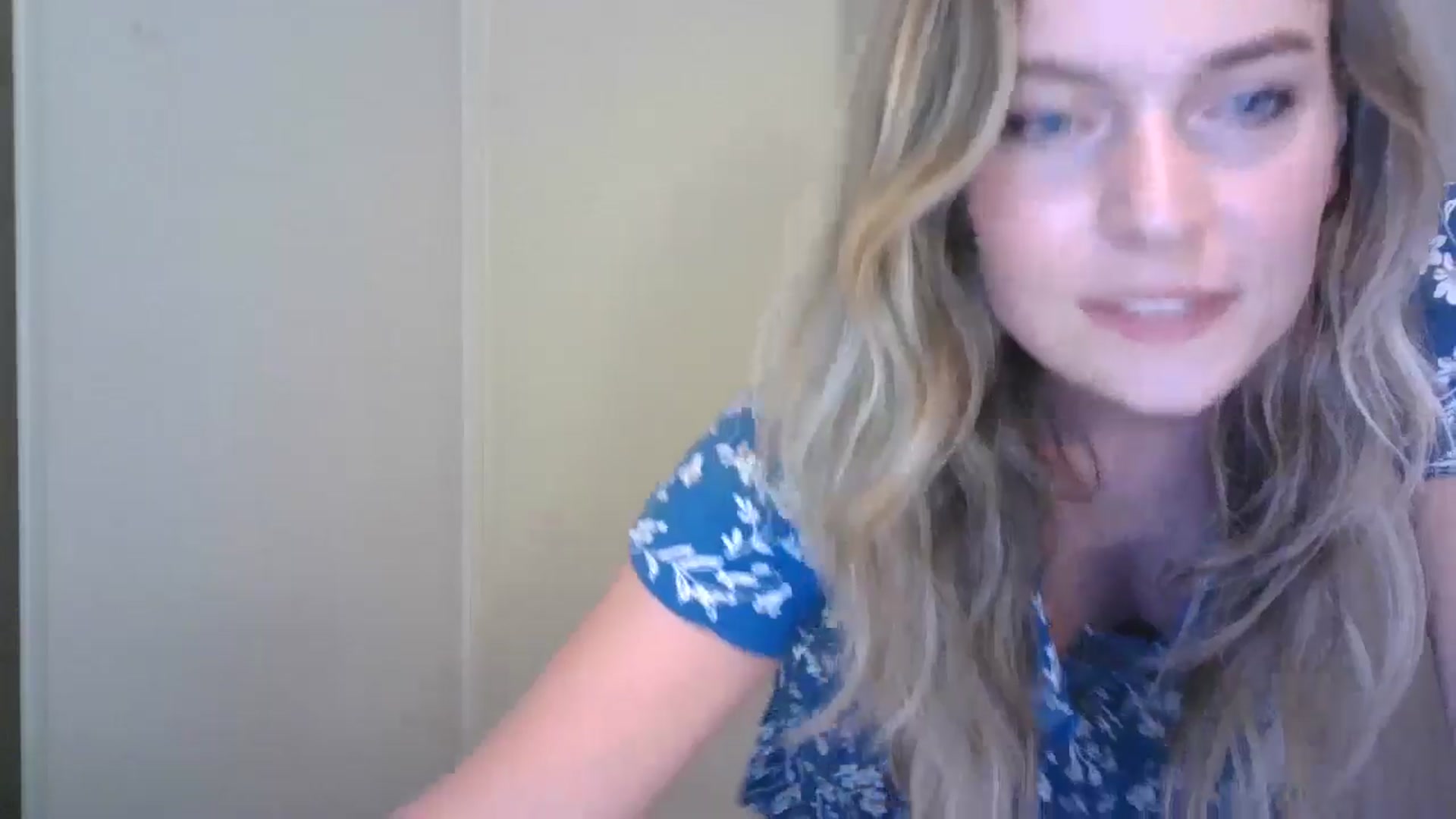 Gallery image thumbnail from Ana_Alexis's myfreecams stream on, 07/20/2024, 19:17 image 11 of 20