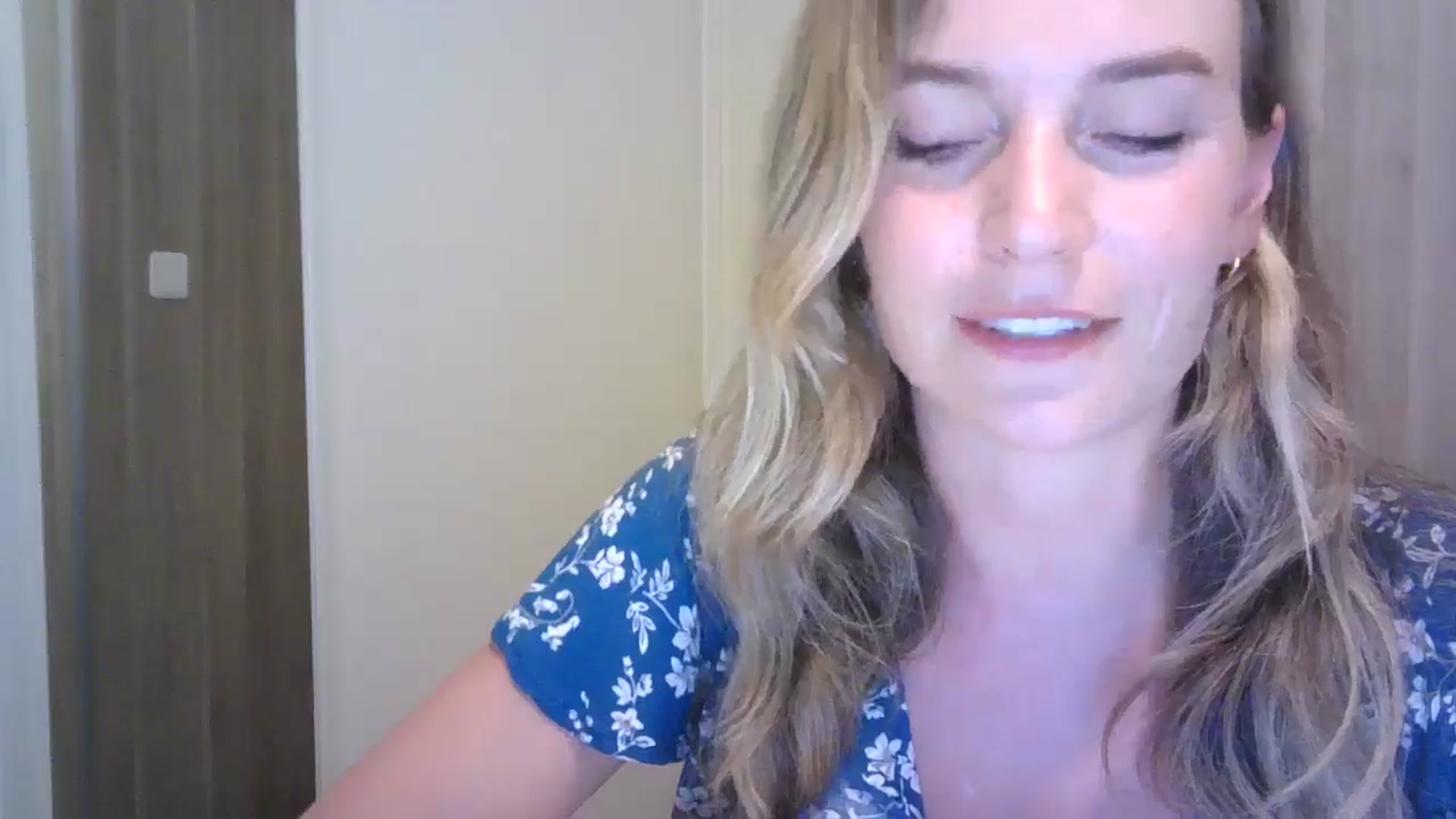 Gallery image thumbnail from Ana_Alexis's myfreecams stream on, 07/20/2024, 20:09 image 16 of 20