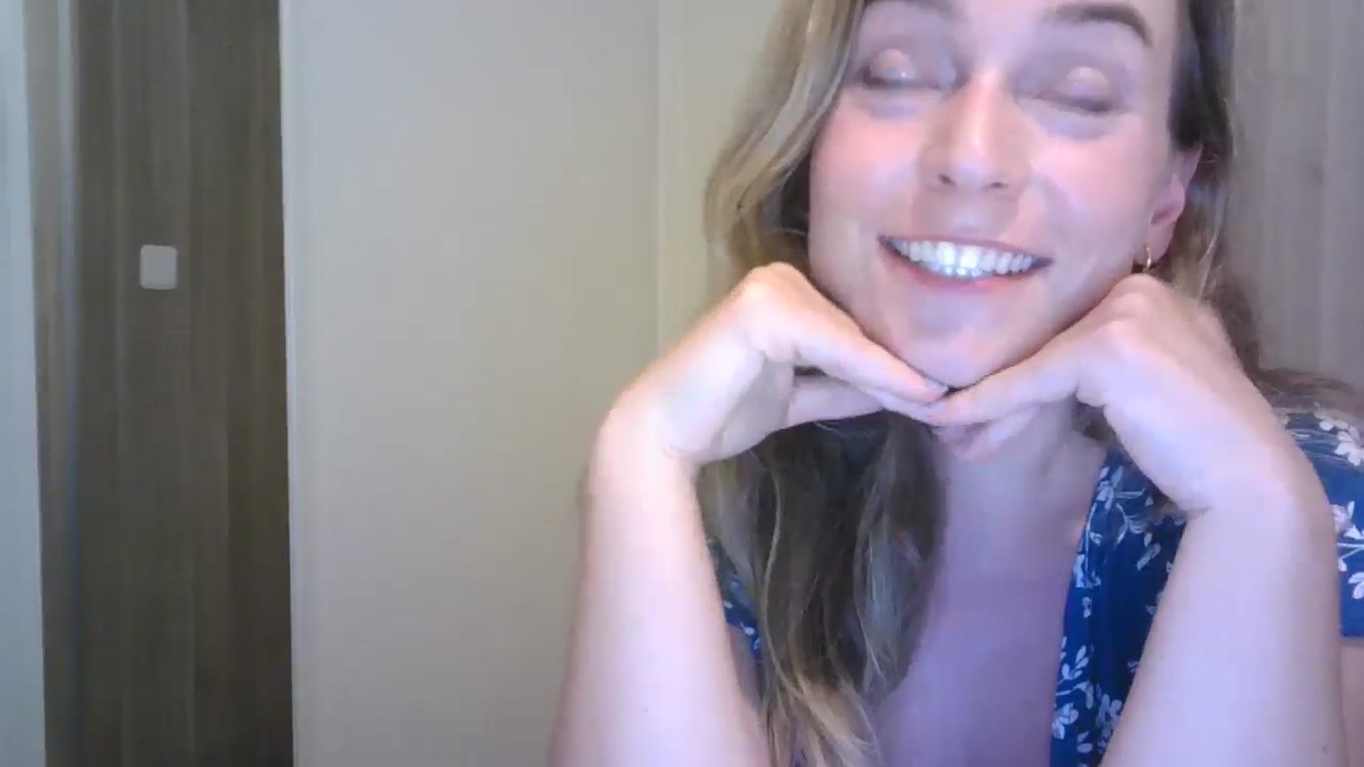 Gallery image thumbnail from Ana_Alexis's myfreecams stream on, 07/20/2024, 20:09 image 6 of 20