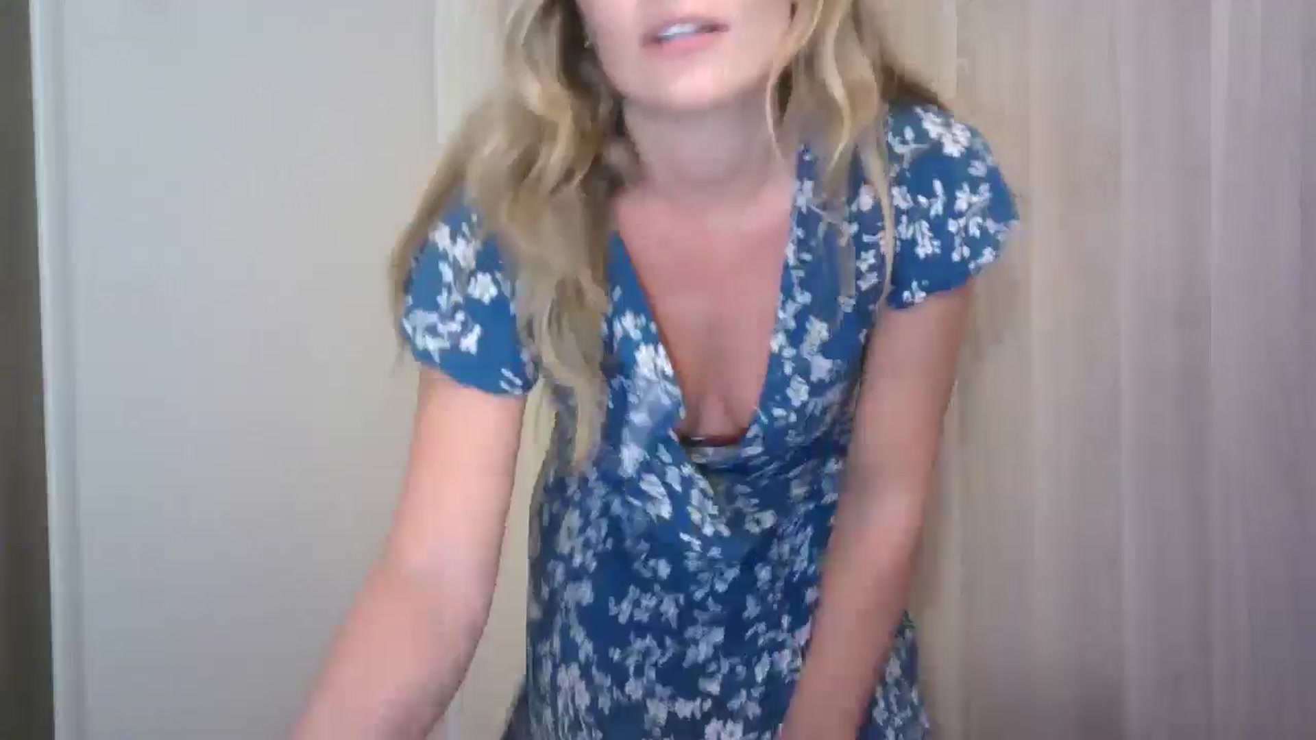 Gallery image thumbnail from Ana_Alexis's myfreecams stream on, 07/20/2024, 21:42 image 20 of 20