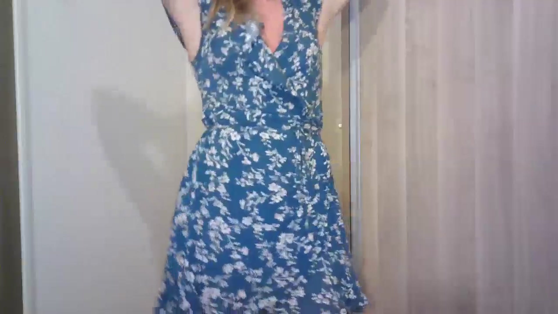 Gallery image thumbnail from Ana_Alexis's myfreecams stream on, 07/20/2024, 21:42 image 16 of 20