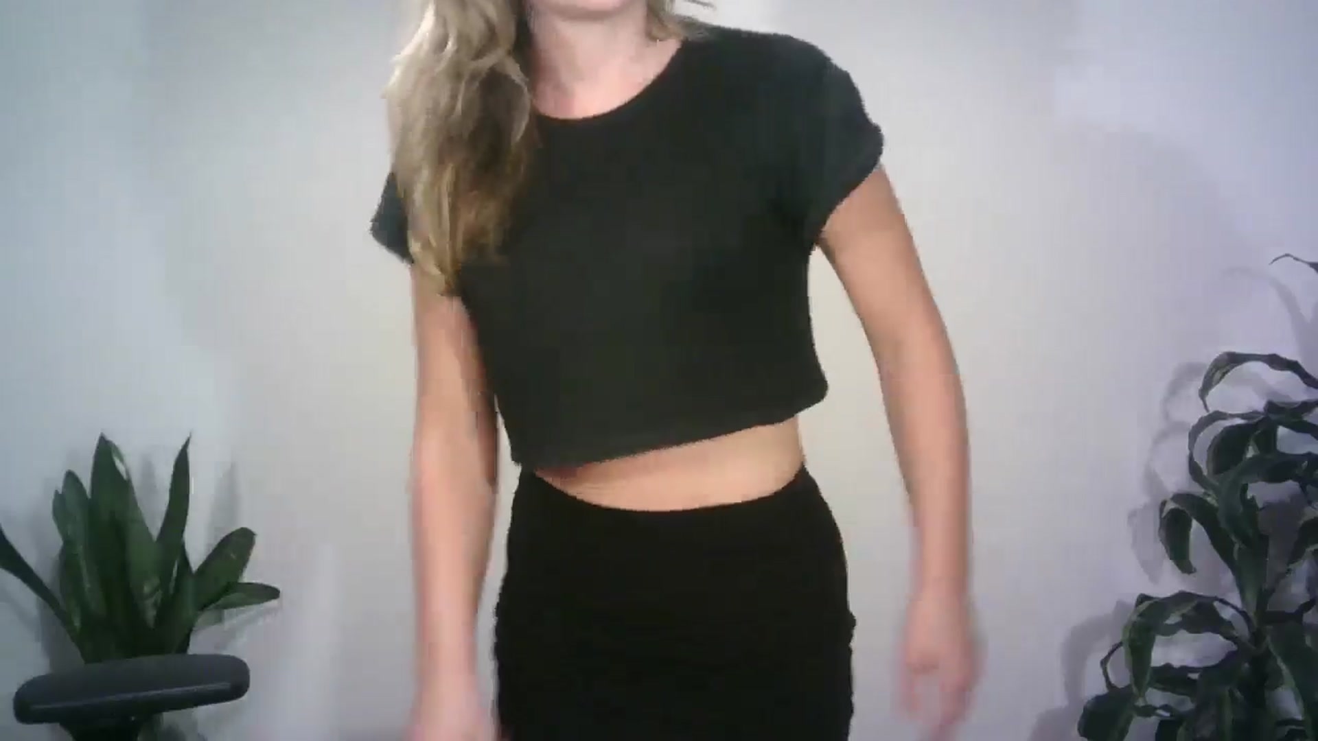 Gallery image thumbnail from Ana_Alexis's myfreecams stream on, 07/21/2024, 21:06 image 10 of 20
