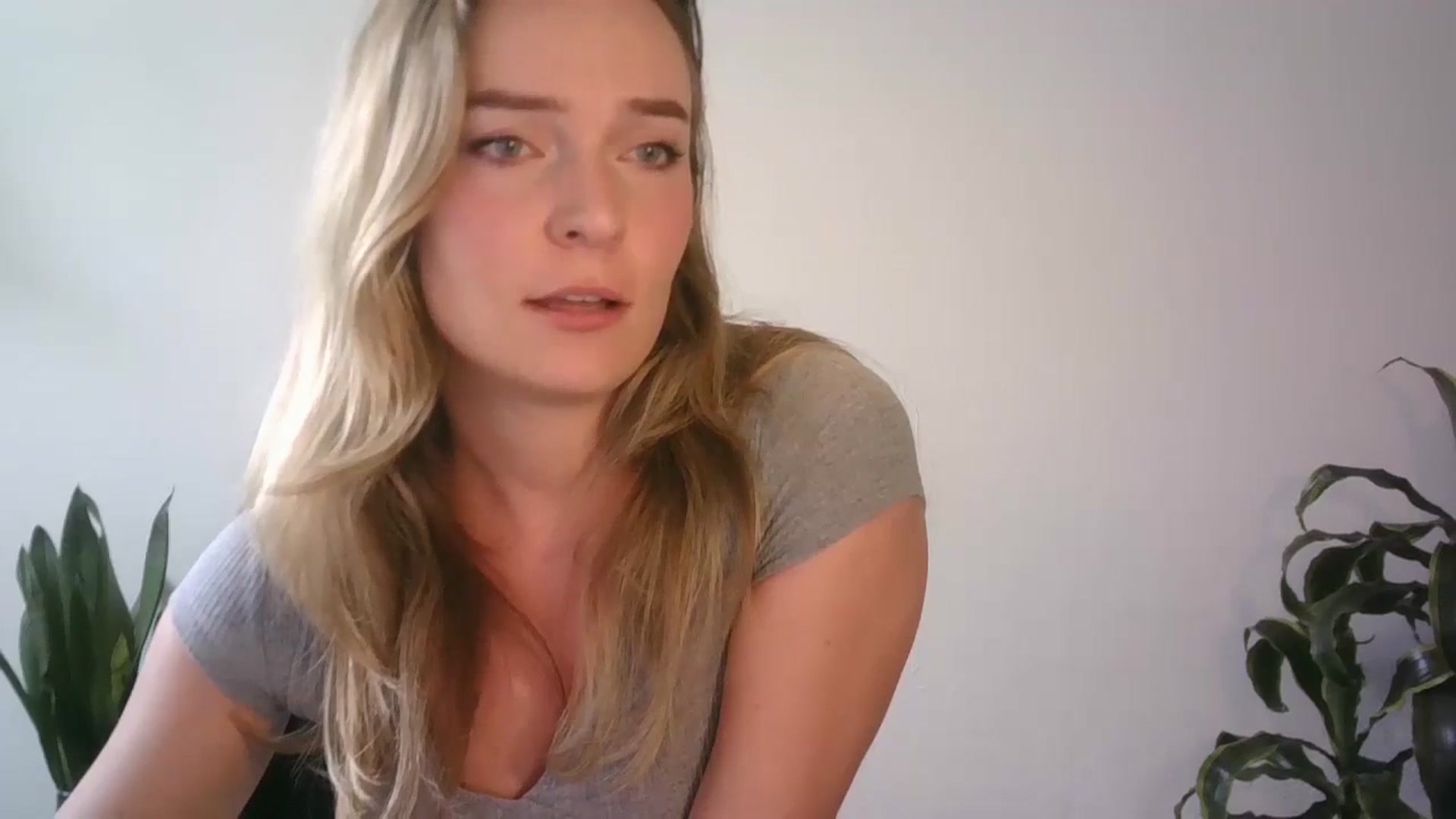 Gallery image thumbnail from Ana_Alexis's myfreecams stream on, 07/22/2024, 15:49 image 2 of 20