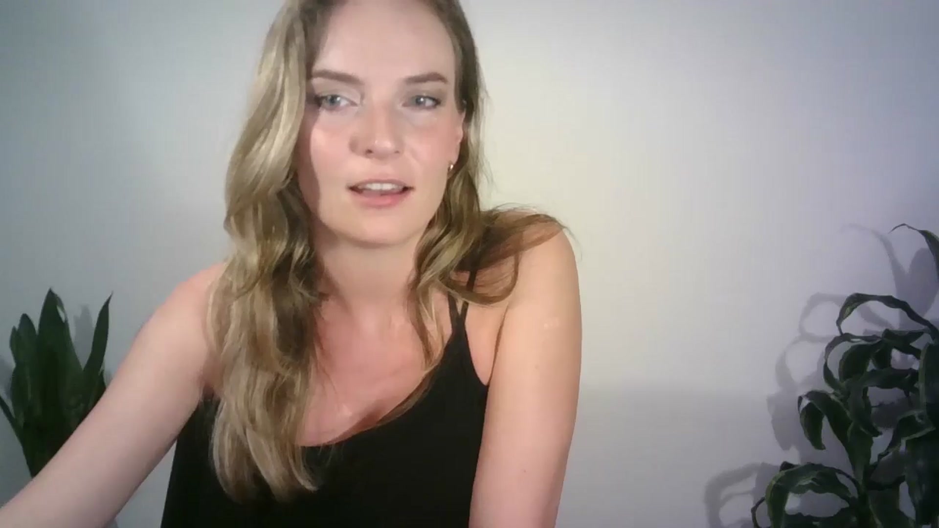 Gallery image thumbnail from Ana_Alexis's myfreecams stream on, 07/22/2024, 20:09 image 19 of 20