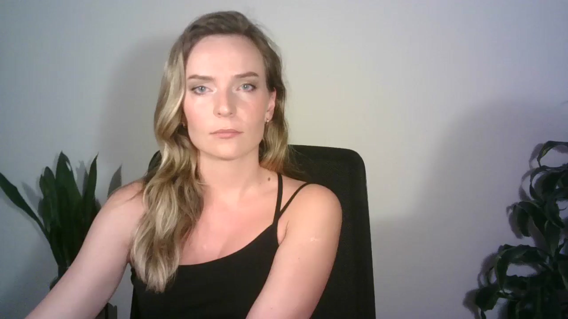 Gallery image thumbnail from Ana_Alexis's myfreecams stream on, 07/22/2024, 22:57 image 8 of 20