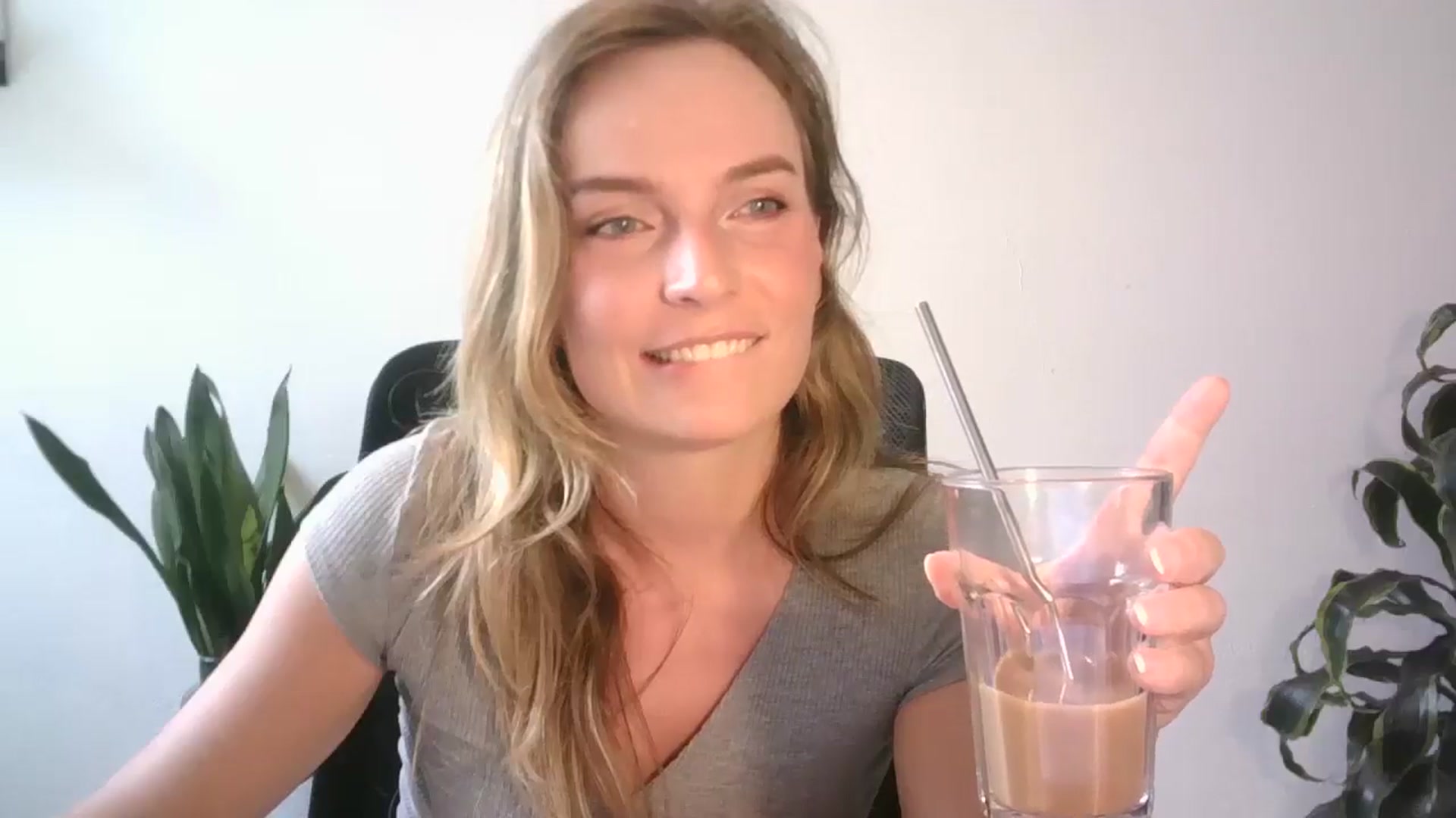 Gallery image thumbnail from Ana_Alexis's myfreecams stream on, 07/23/2024, 18:17 image 10 of 20