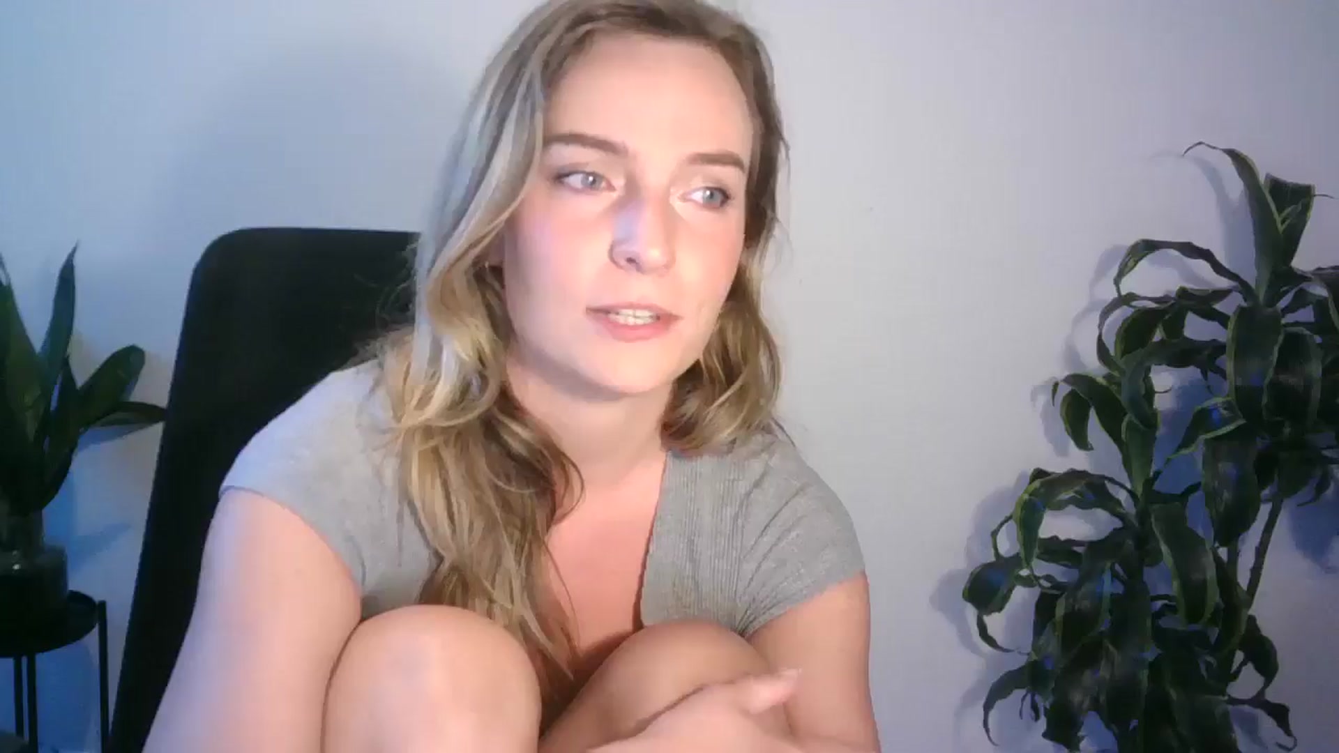 Gallery image thumbnail from Ana_Alexis's myfreecams stream on, 07/23/2024, 19:57 image 5 of 20