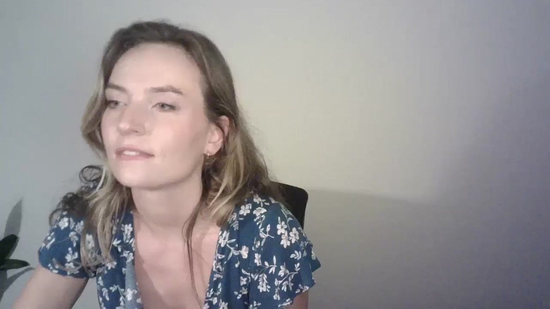 Gallery image thumbnail from Ana_Alexis's myfreecams stream on, 07/26/2024, 21:00 image 15 of 20