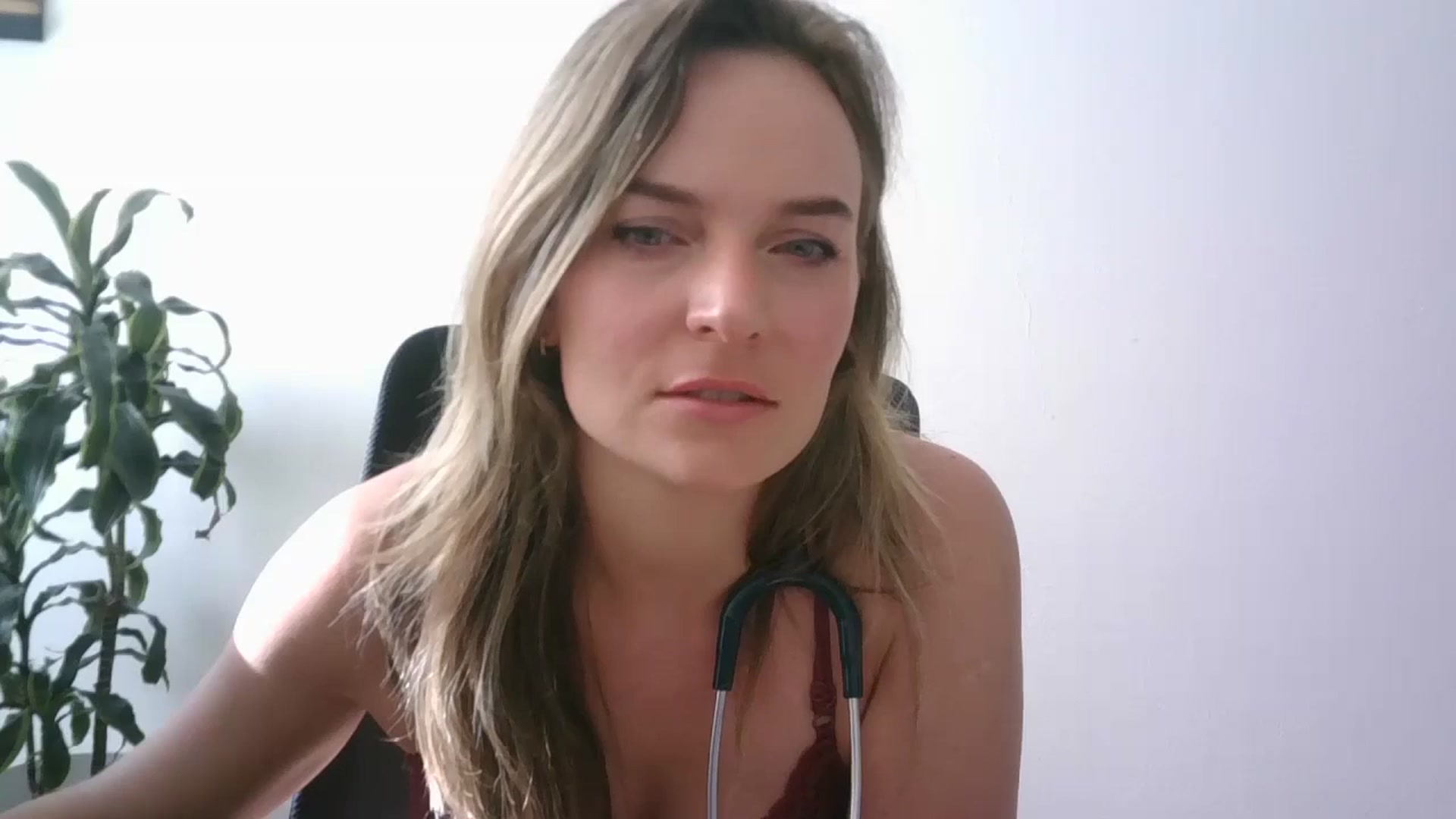 Gallery image thumbnail from Ana_Alexis's myfreecams stream on, 07/29/2024, 07:46 image 15 of 20