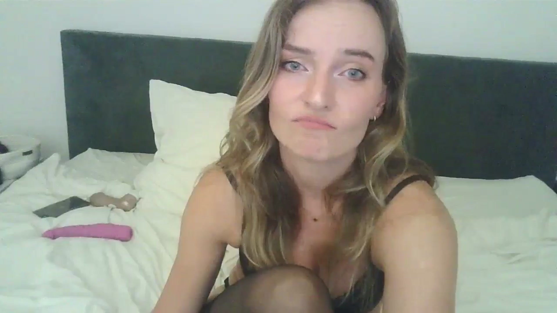 Gallery image thumbnail from Ana_Alexis's myfreecams stream on, 08/02/2024, 22:10 image 2 of 20