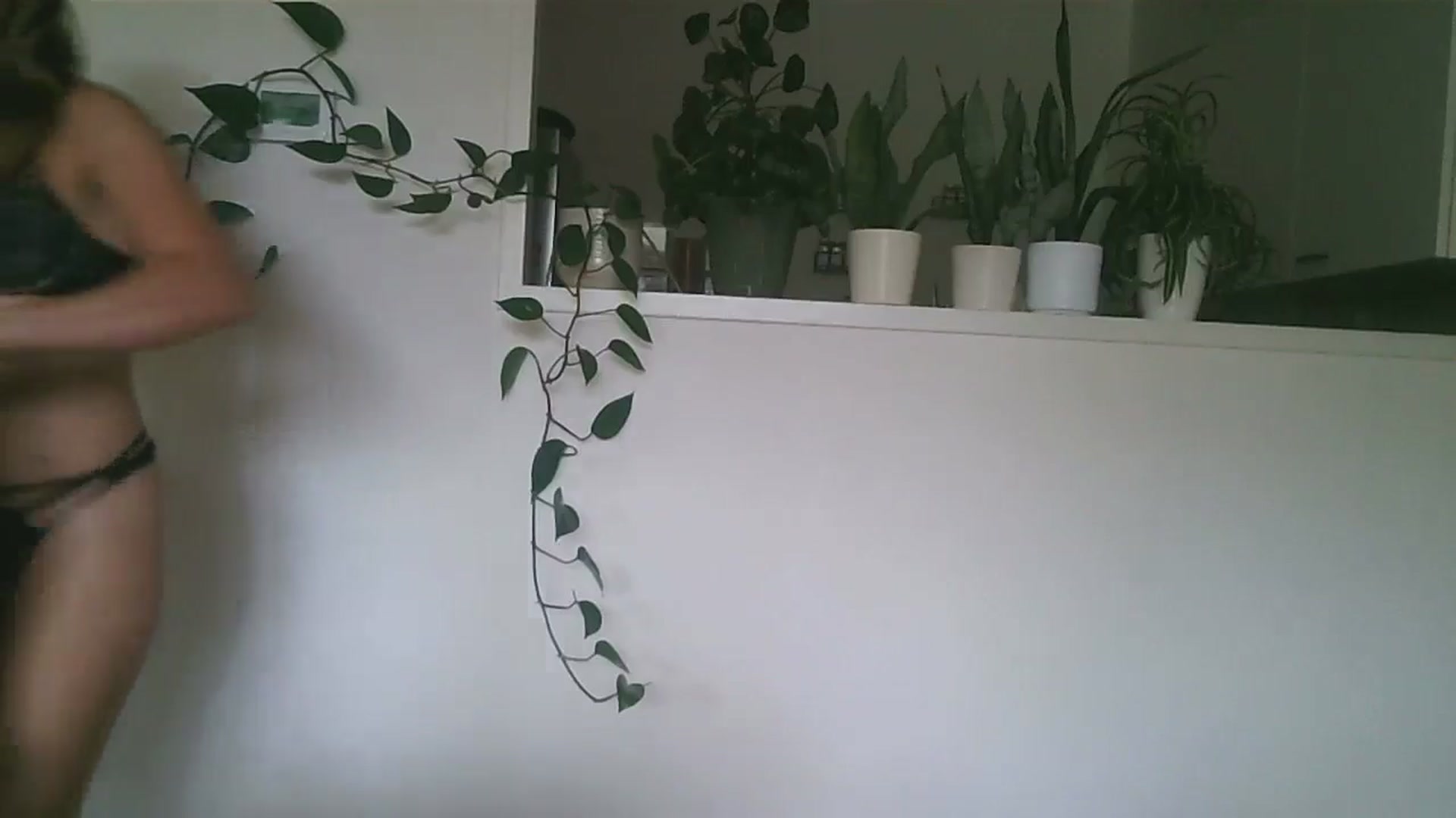 Gallery image thumbnail from Ana_Alexis's myfreecams stream on, 08/03/2024, 16:15 image 16 of 20