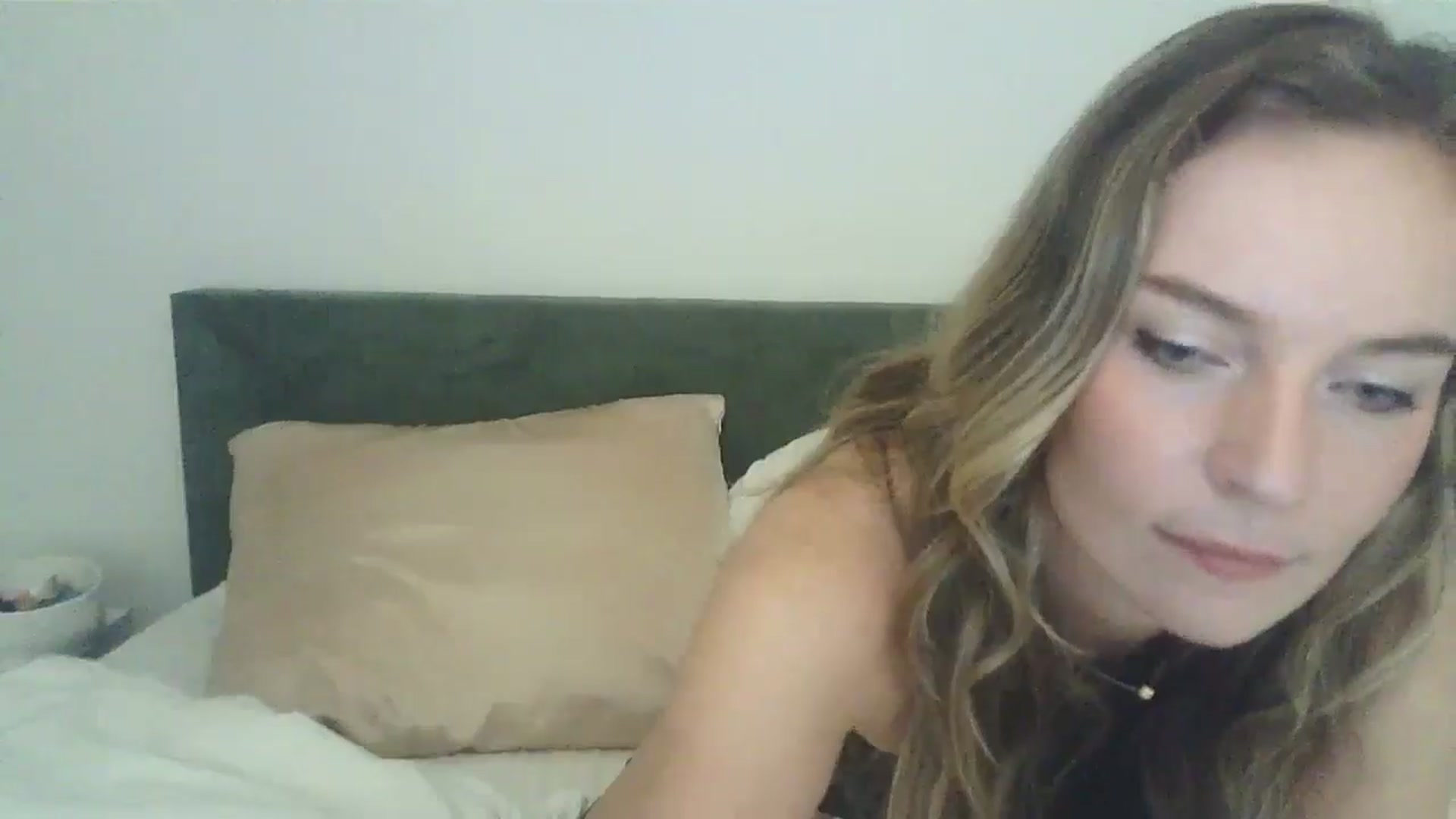 Gallery image thumbnail from Ana_Alexis's myfreecams stream on, 08/03/2024, 23:06 image 10 of 20