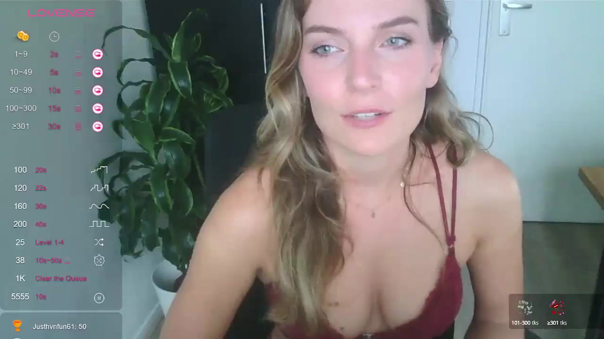 Gallery image thumbnail from Ana_Alexis's myfreecams stream on, 08/16/2024, 17:33 image 10 of 20
