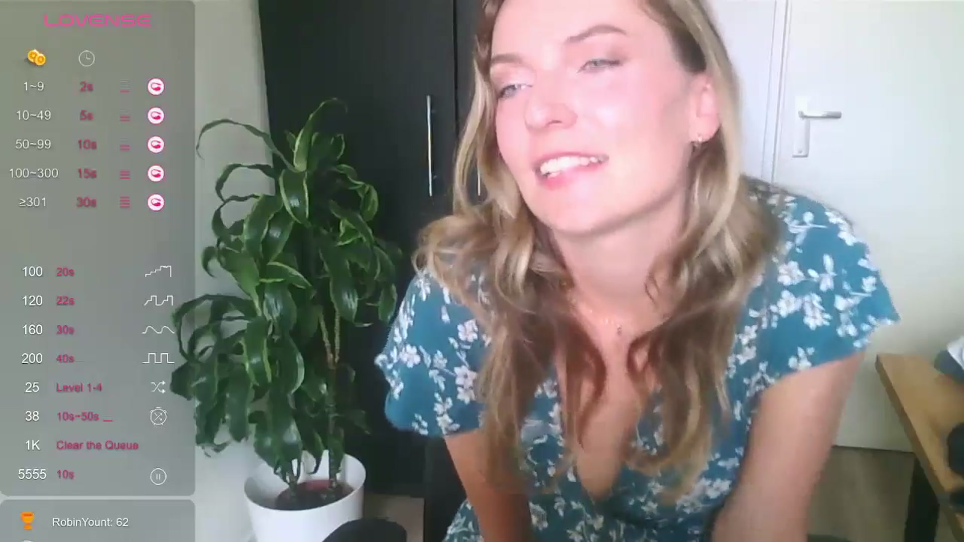 Gallery image thumbnail from Ana_Alexis's myfreecams stream on, 08/17/2024, 13:39 image 12 of 20