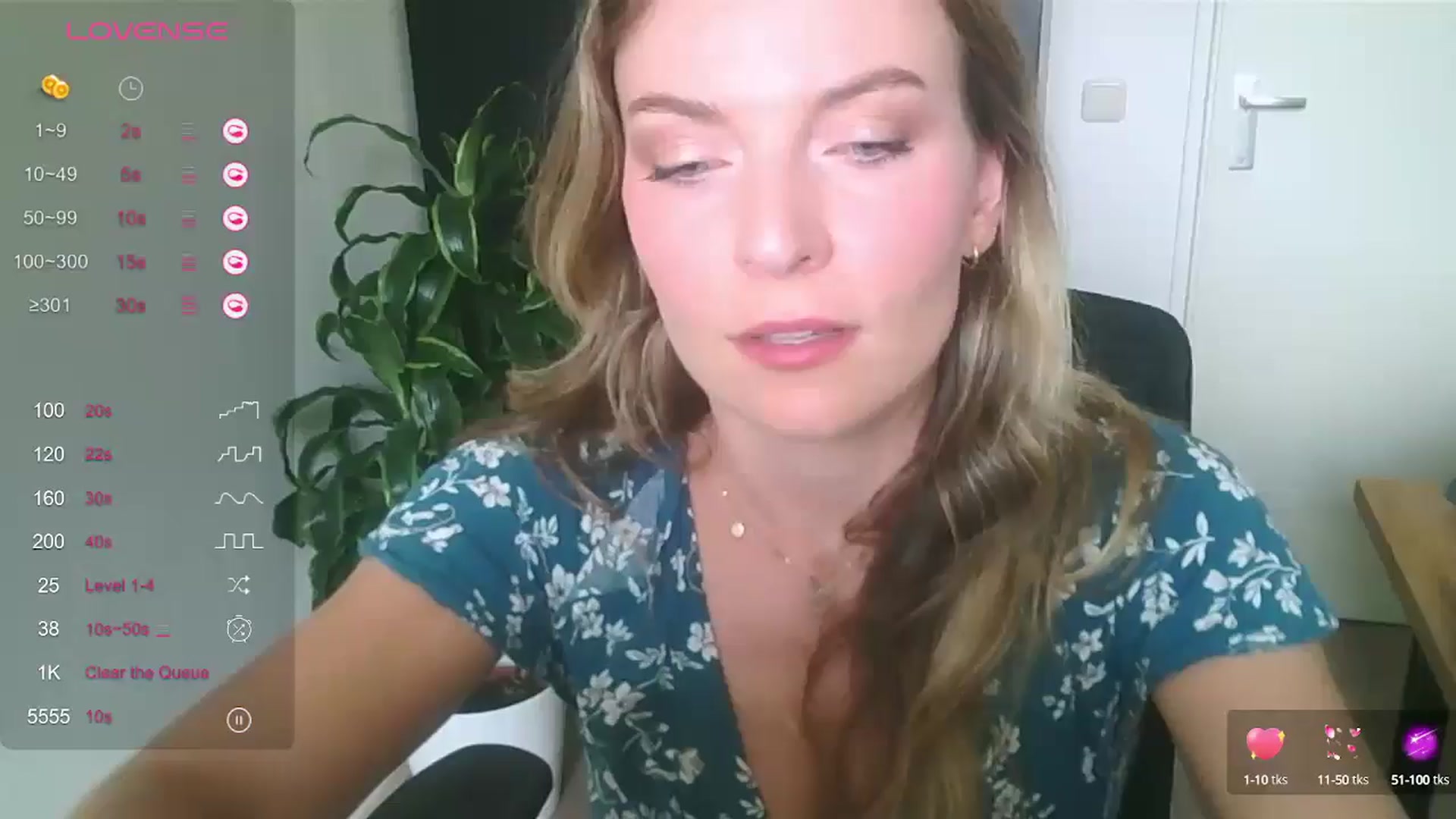 Gallery image thumbnail from Ana_Alexis's myfreecams stream on, 08/17/2024, 13:39 image 1 of 20
