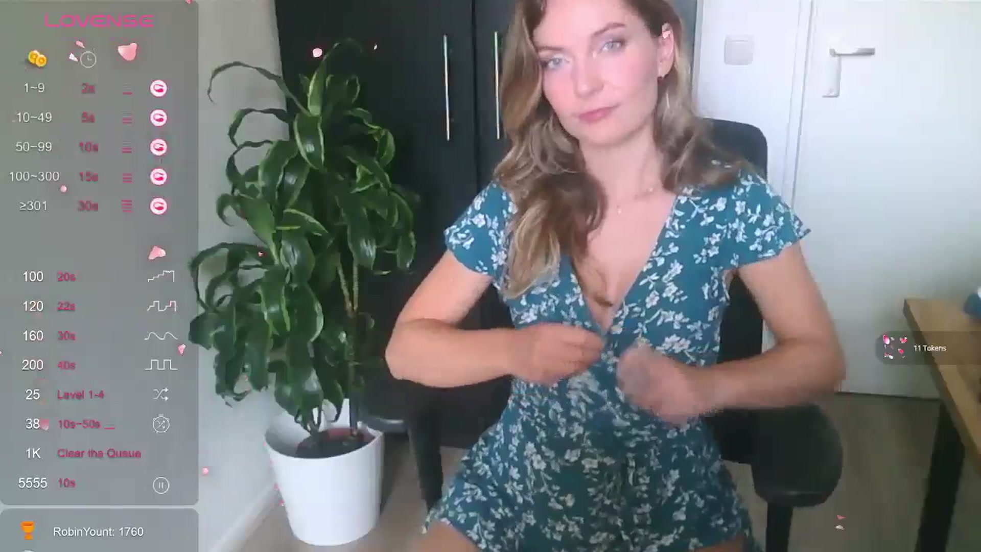 Gallery image thumbnail from Ana_Alexis's myfreecams stream on, 08/17/2024, 14:56 image 7 of 20