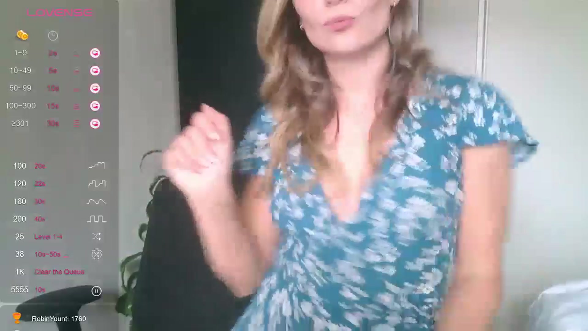 Gallery image thumbnail from Ana_Alexis's myfreecams stream on, 08/17/2024, 15:49 image 12 of 20
