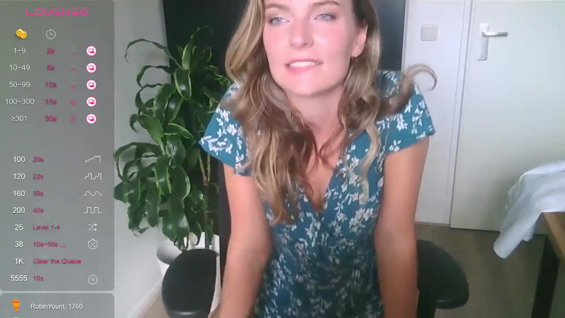 Gallery image thumbnail from Ana_Alexis's myfreecams stream on, 08/17/2024, 15:49 image 17 of 20