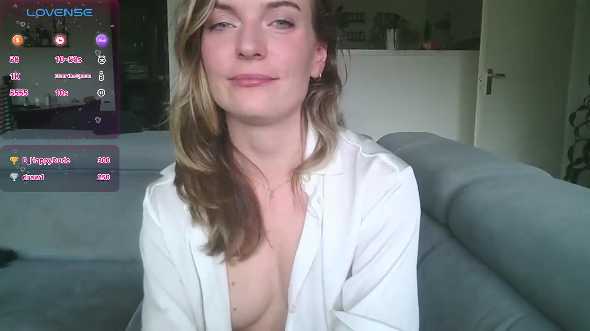 Gallery image thumbnail from Ana_Alexis's myfreecams stream on, 09/04/2024, 13:18 image 4 of 20