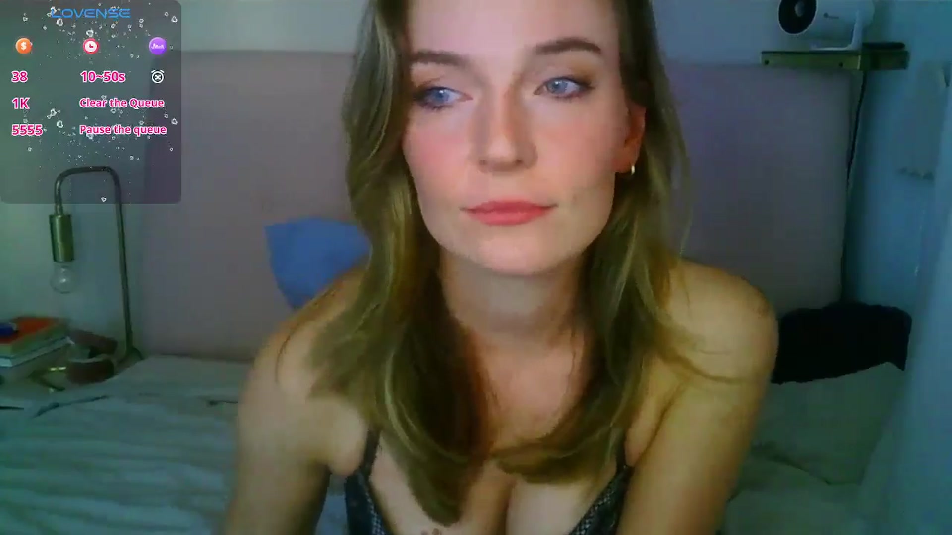 Gallery image thumbnail from Ana_Alexis's myfreecams stream on, 09/14/2024, 17:34 image 4 of 20