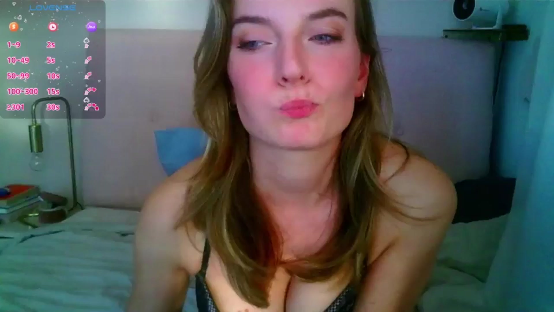 Gallery image thumbnail from Ana_Alexis's myfreecams stream on, 09/14/2024, 17:34 image 1 of 20