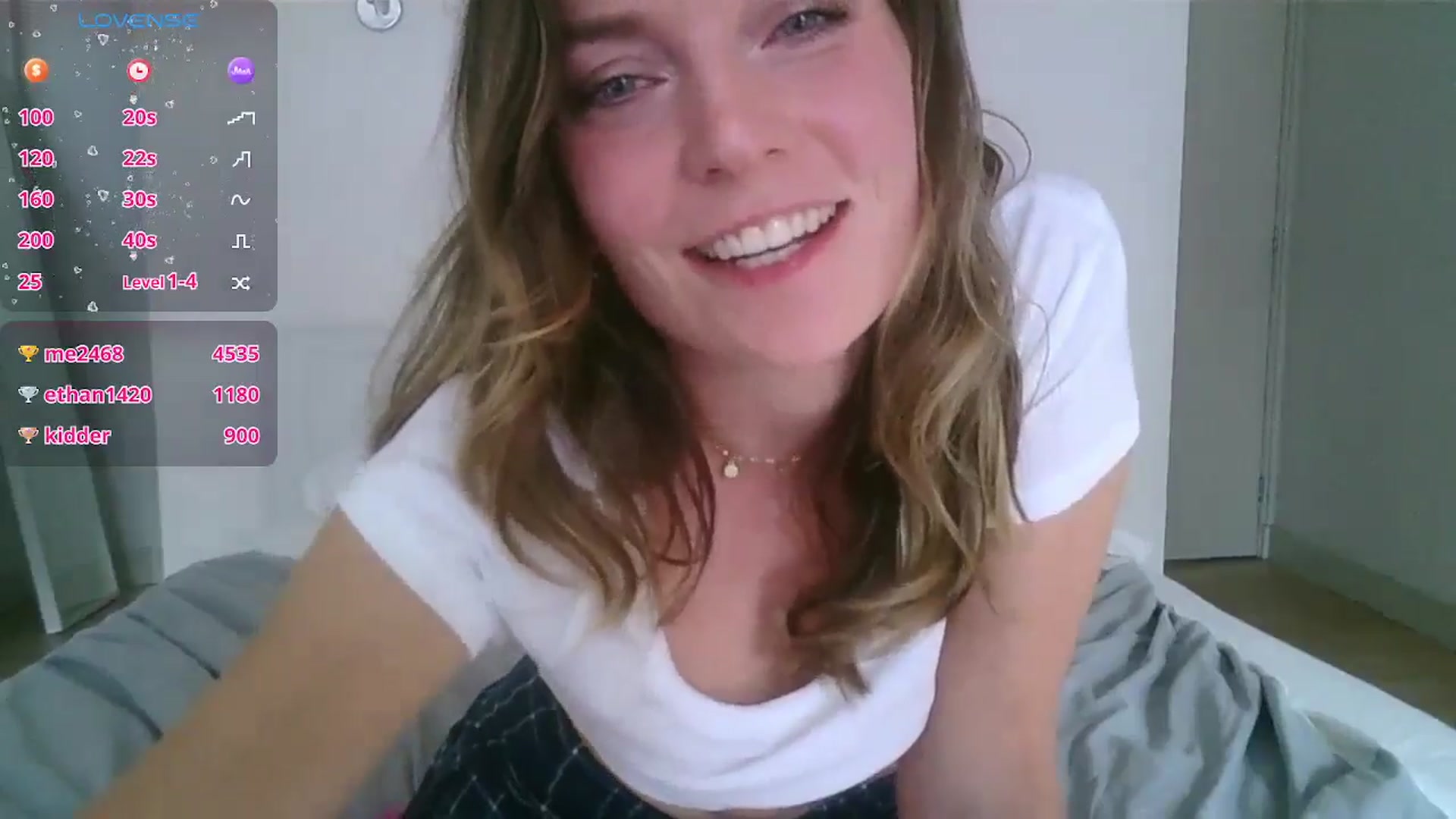 Gallery image thumbnail from Ana_Alexis's myfreecams stream on, 09/25/2024, 13:39 image 20 of 20