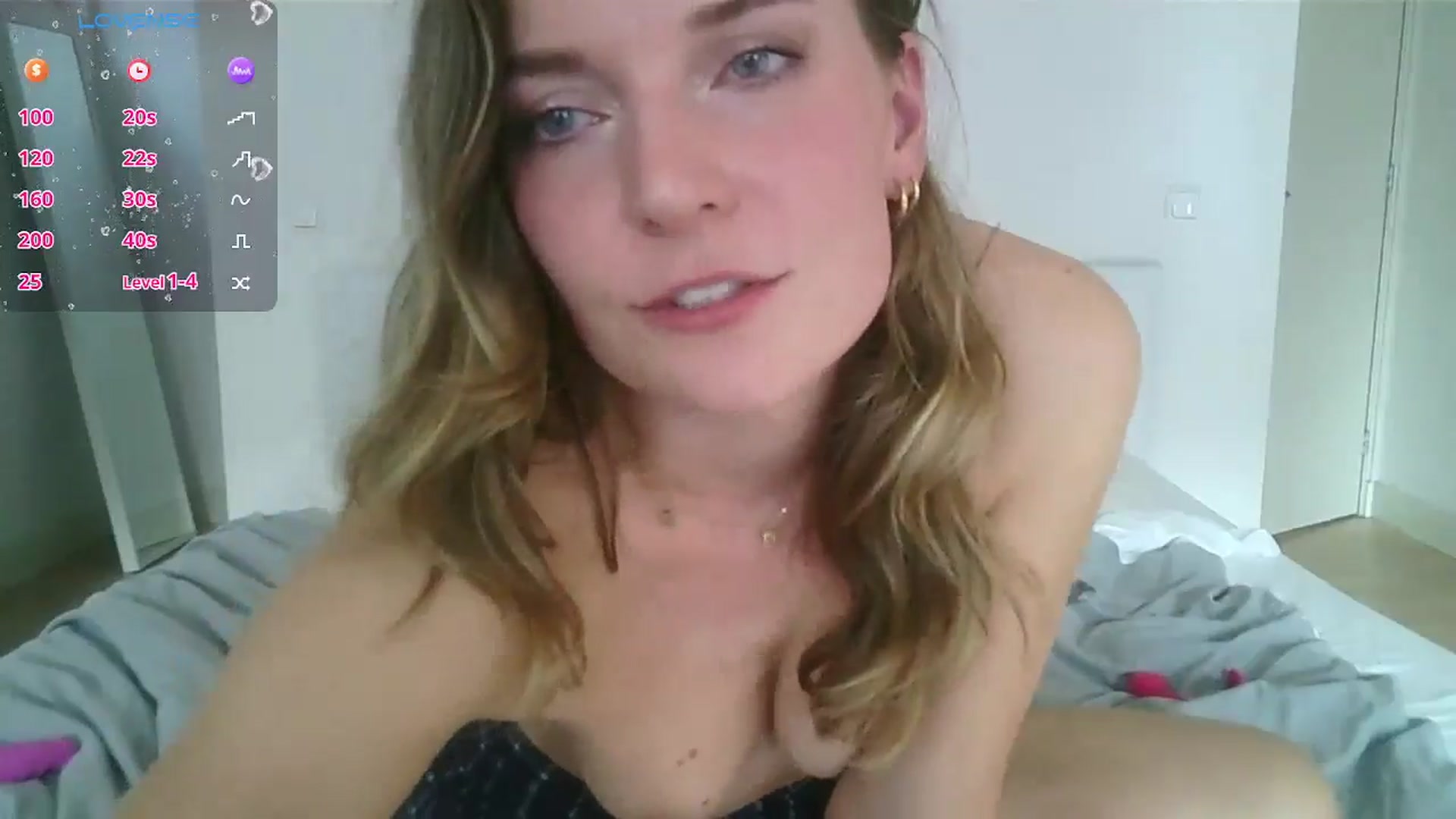 Gallery image thumbnail from Ana_Alexis's myfreecams stream on, 09/25/2024, 14:21 image 6 of 20