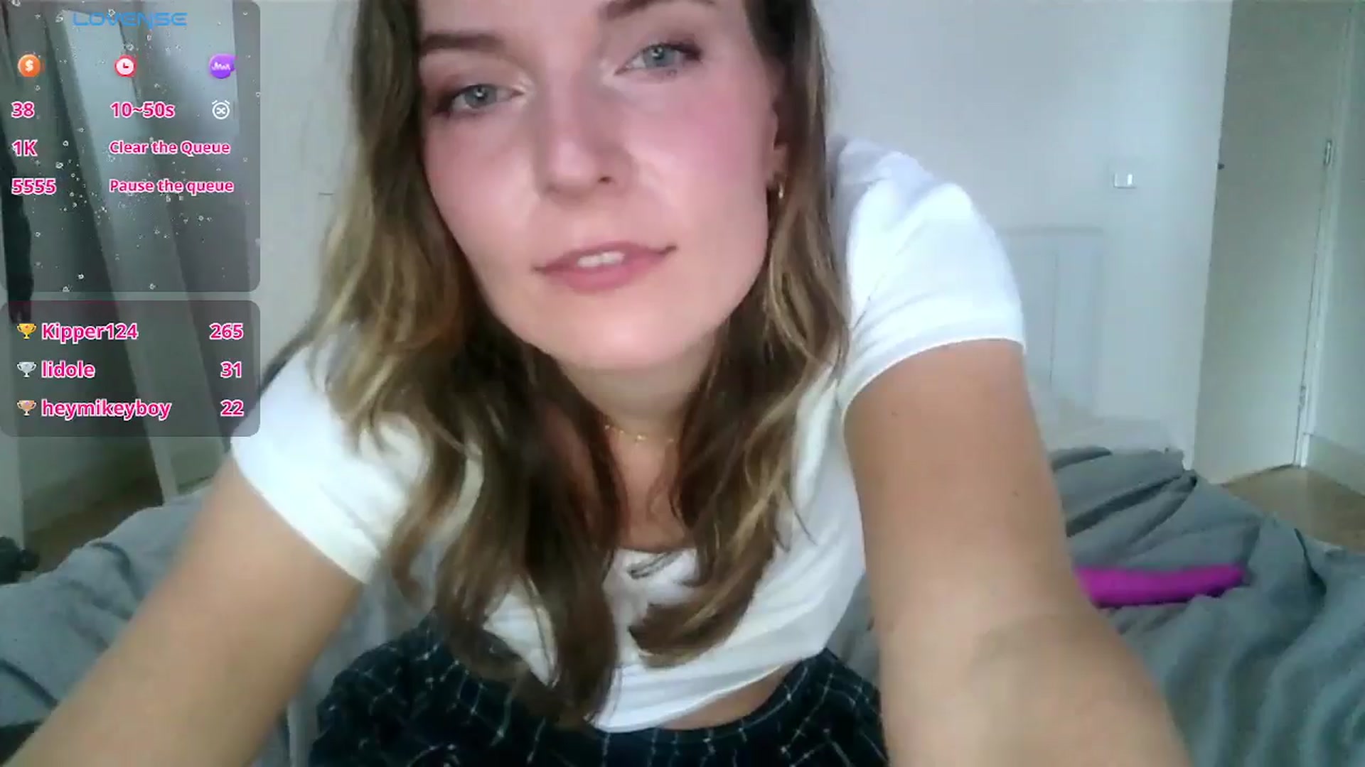 Gallery image thumbnail from Ana_Alexis's myfreecams stream on, 09/26/2024, 11:58 image 14 of 20
