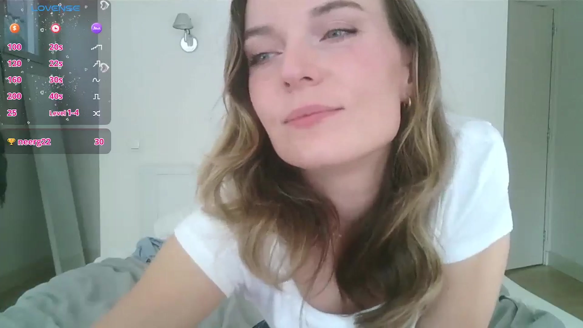 Gallery image thumbnail from Ana_Alexis's myfreecams stream on, 09/26/2024, 13:15 image 18 of 20