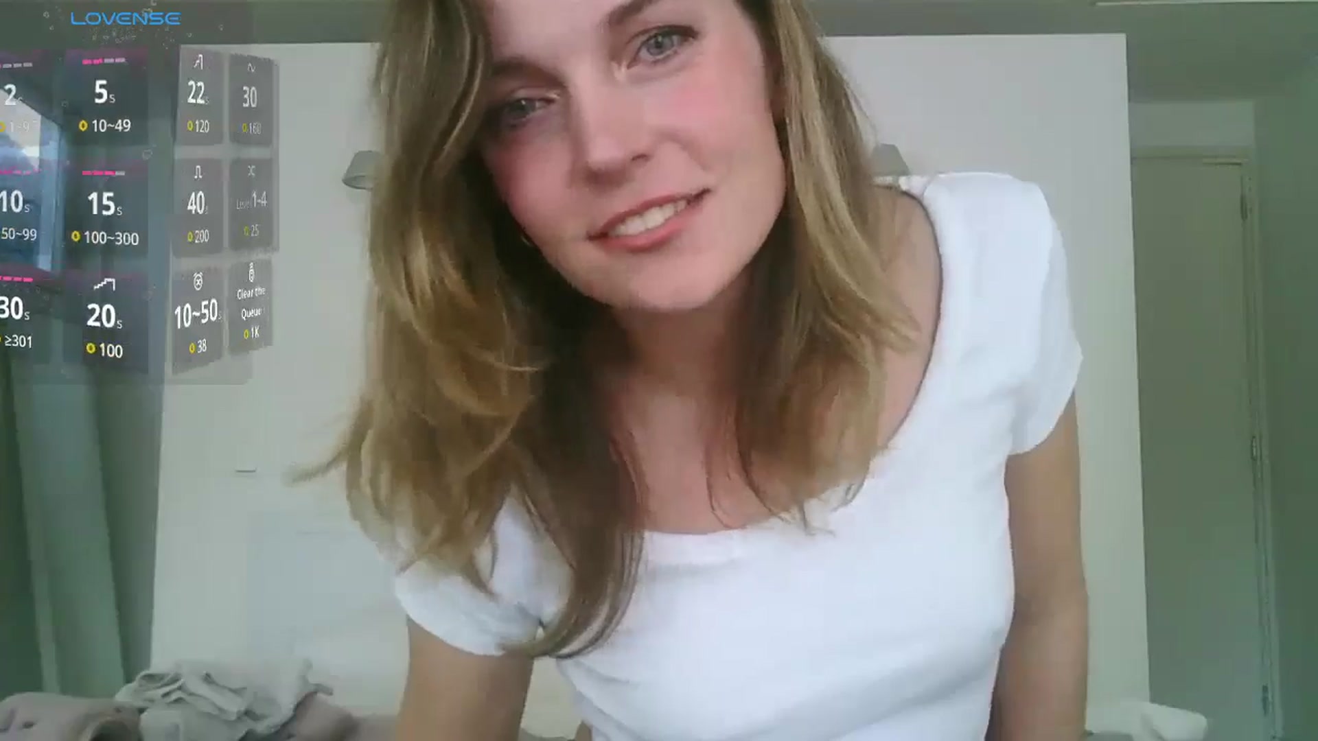 Gallery image thumbnail from Ana_Alexis's myfreecams stream on, 10/07/2024, 11:38 image 5 of 20