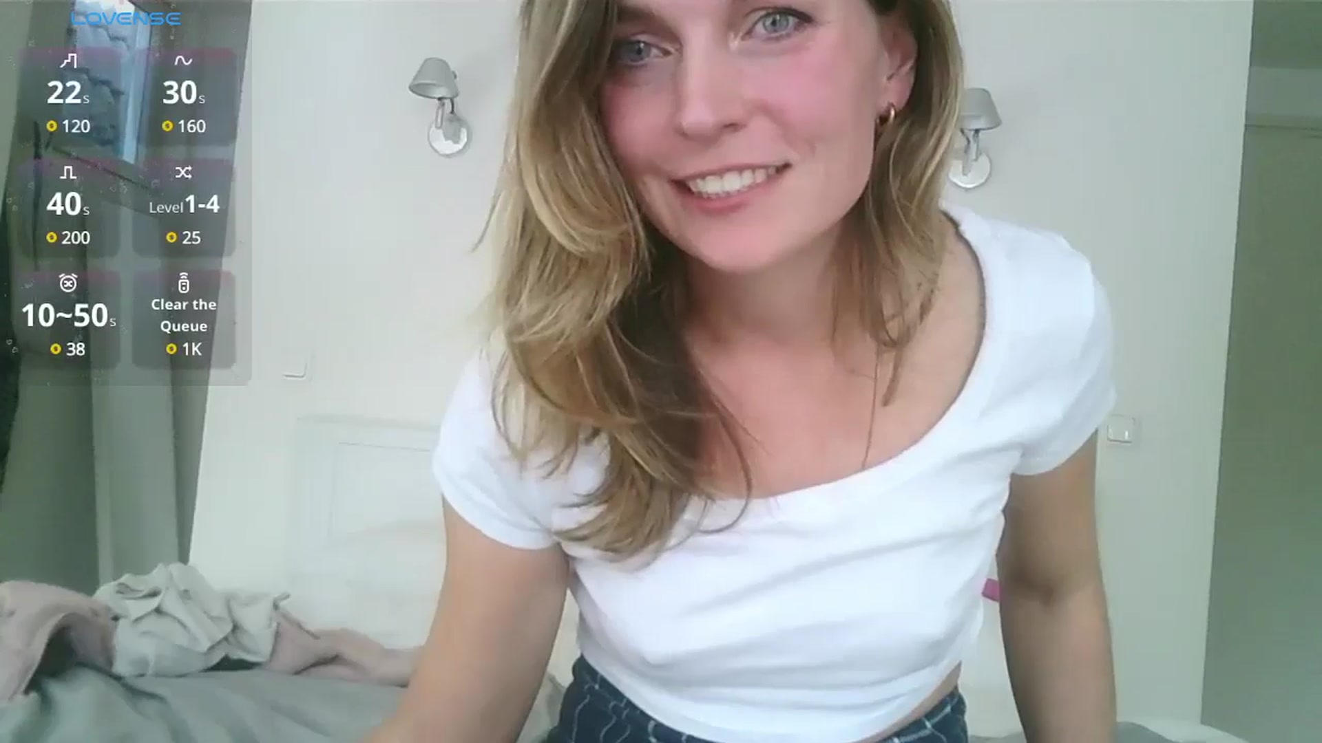 Gallery image thumbnail from Ana_Alexis's myfreecams stream on, 10/07/2024, 13:40 image 7 of 20