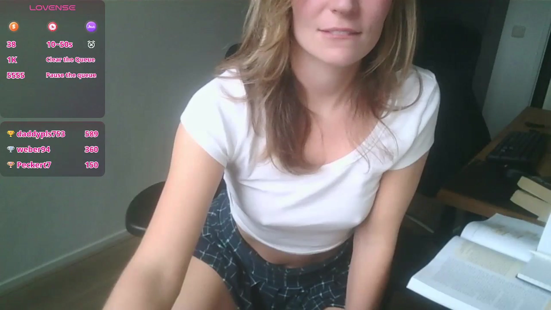 Gallery image thumbnail from Ana_Alexis's myfreecams stream on, 10/29/2024, 13:23 image 11 of 20