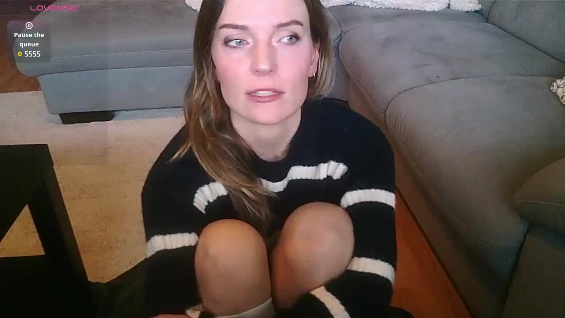 Gallery image thumbnail from Ana_Alexis's myfreecams stream on, 11/19/2024, 14:39 image 4 of 20