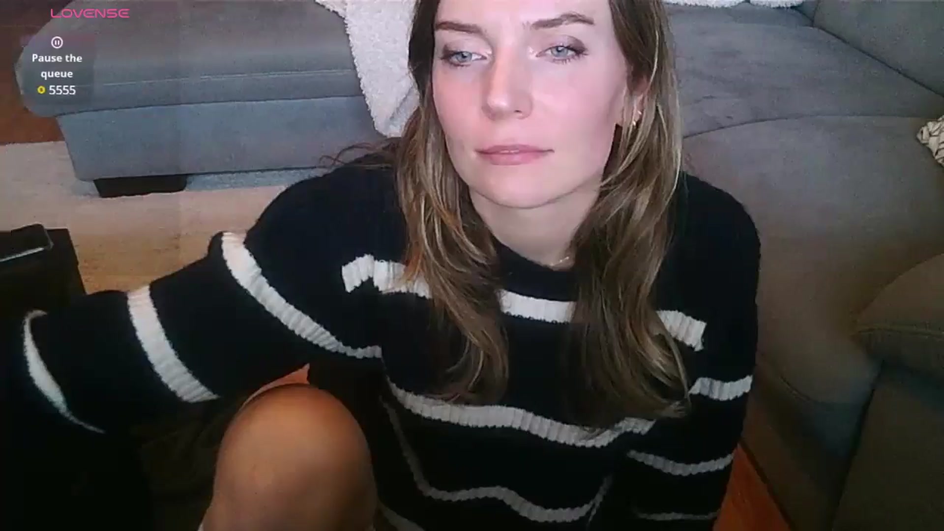 Gallery image thumbnail from Ana_Alexis's myfreecams stream on, 11/19/2024, 14:39 image 16 of 20