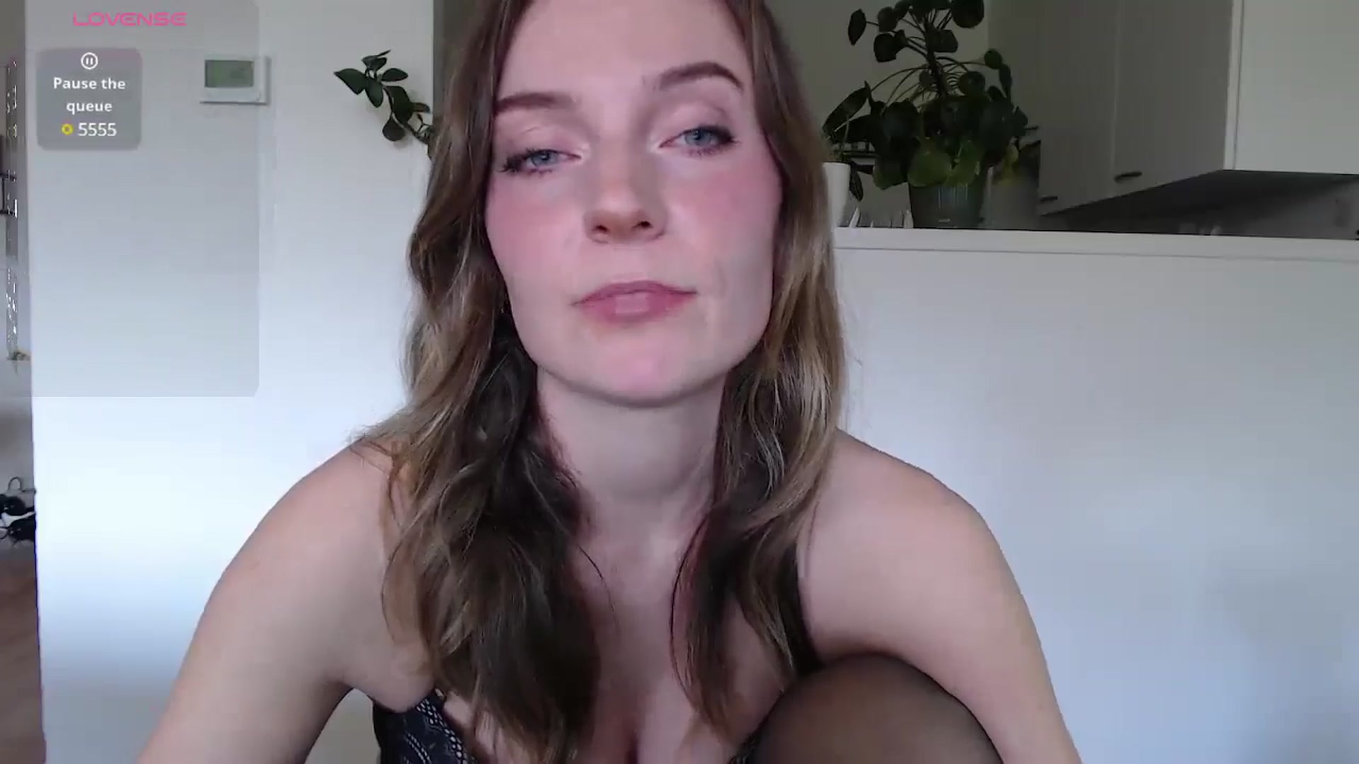 Gallery image thumbnail from Ana_Alexis's myfreecams stream on, 11/26/2024, 12:29 image 14 of 20