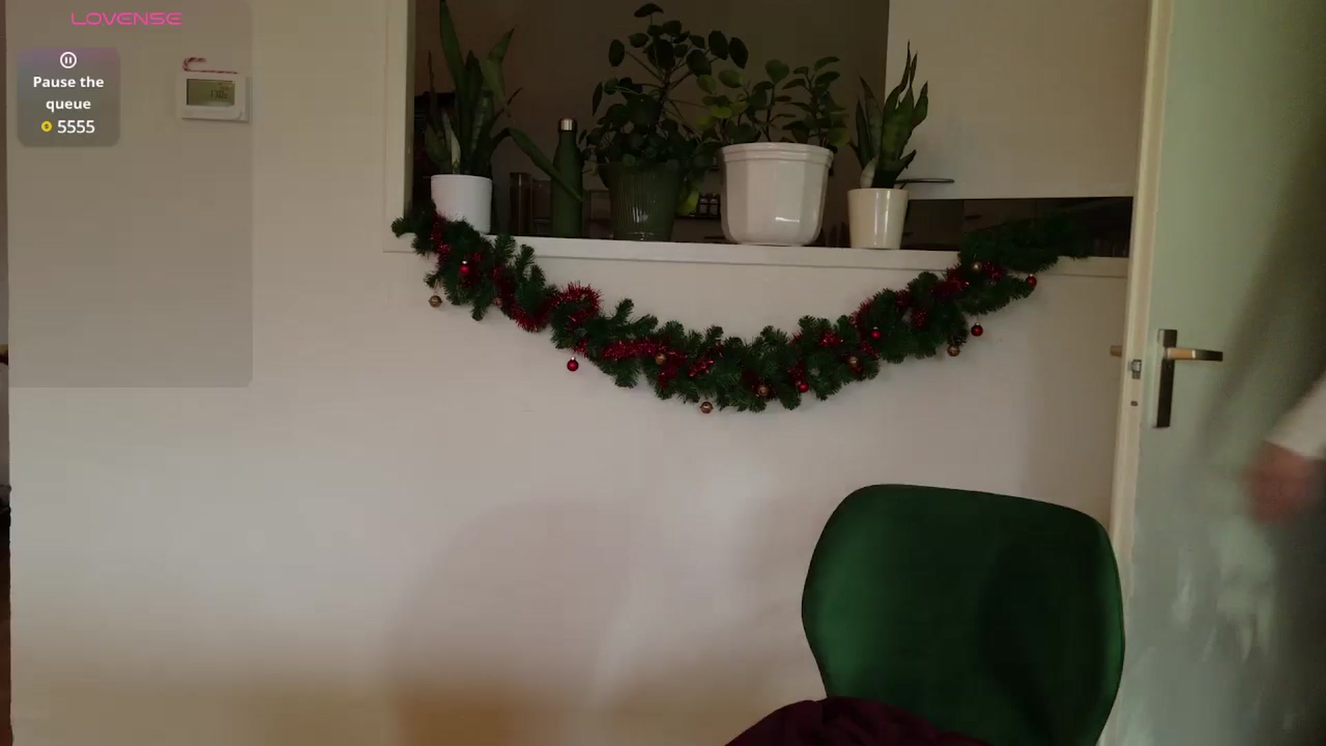 Gallery image thumbnail from Ana_Alexis's myfreecams stream on, 12/18/2024, 13:51 image 7 of 20