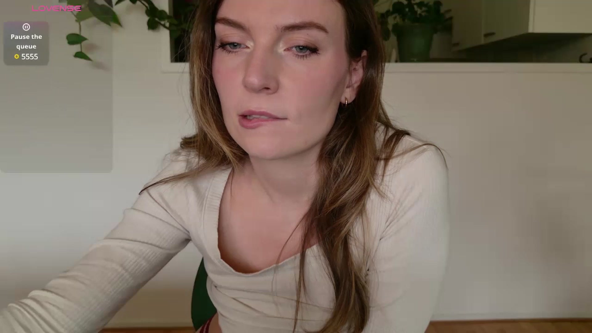 Gallery image thumbnail from Ana_Alexis's myfreecams stream on, 01/21/2025, 13:20 image 7 of 20