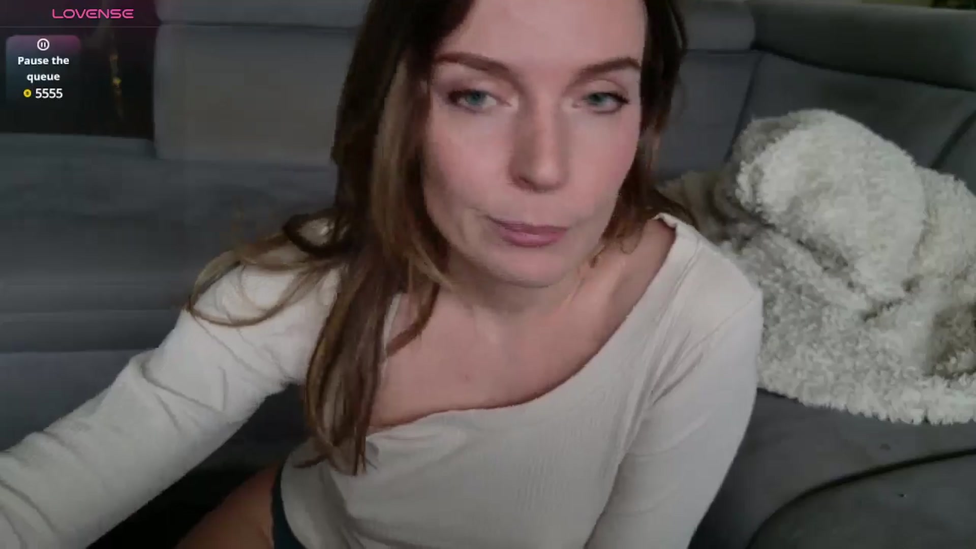 Gallery image thumbnail from Ana_Alexis's myfreecams stream on, 01/22/2025, 13:39 image 15 of 20