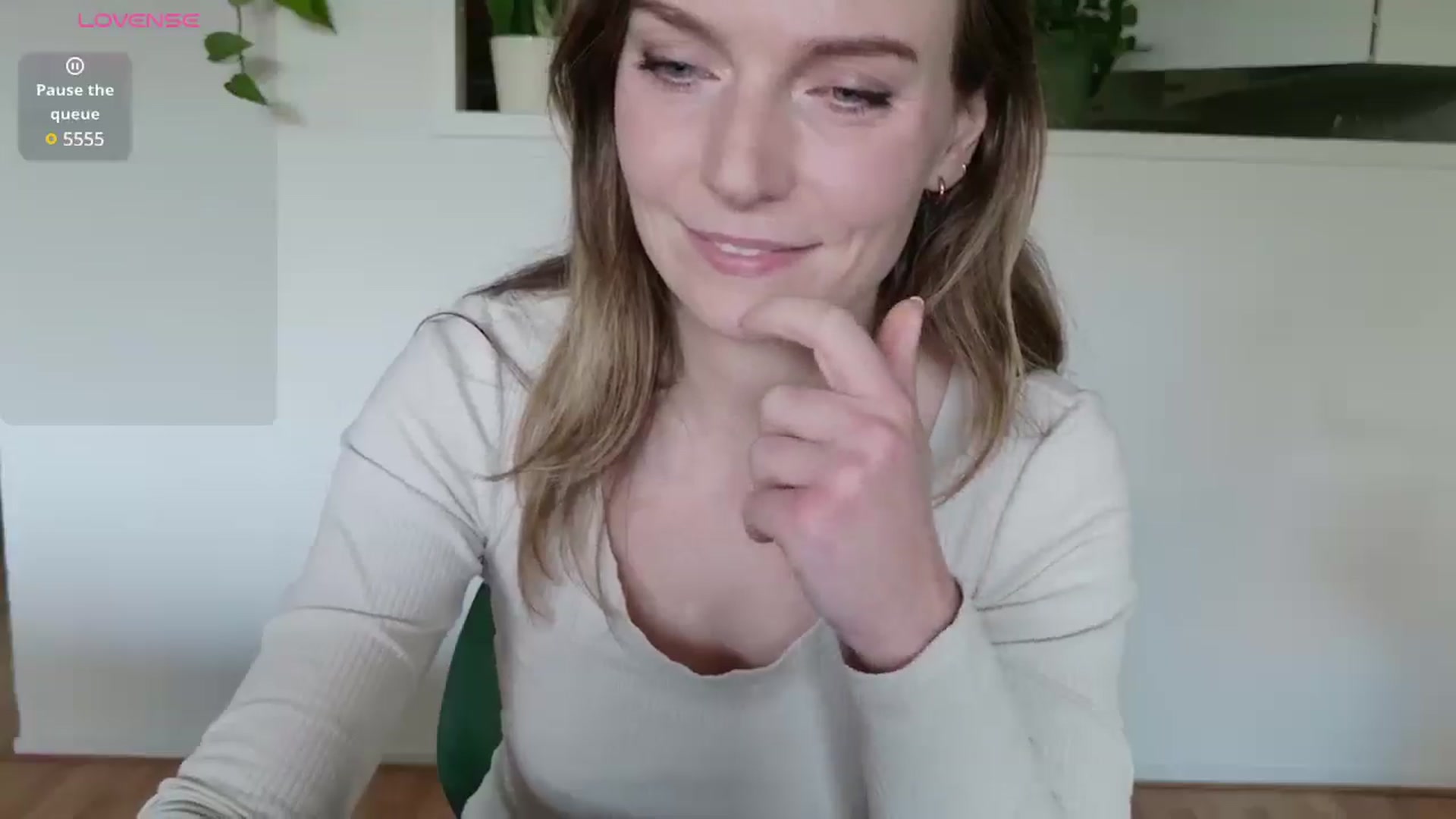 Gallery image thumbnail from Ana_Alexis's myfreecams stream on, 02/03/2025, 15:09 image 19 of 20
