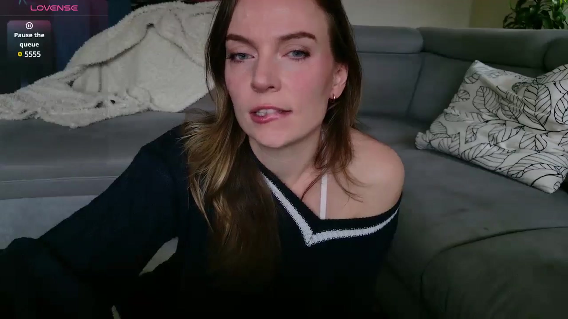 Gallery image thumbnail from Ana_Alexis's myfreecams stream on, 02/11/2025, 12:35 image 4 of 20