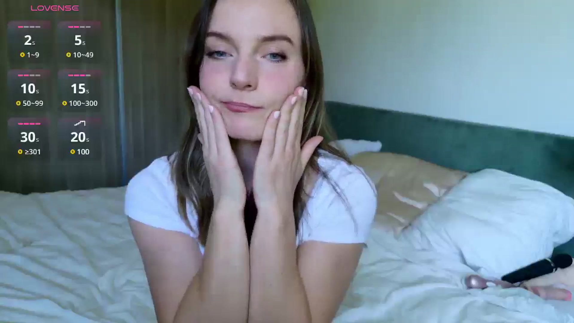 Gallery image thumbnail from Ana_Alexis's myfreecams stream on, 04/07/2025, 11:50 image 3 of 20