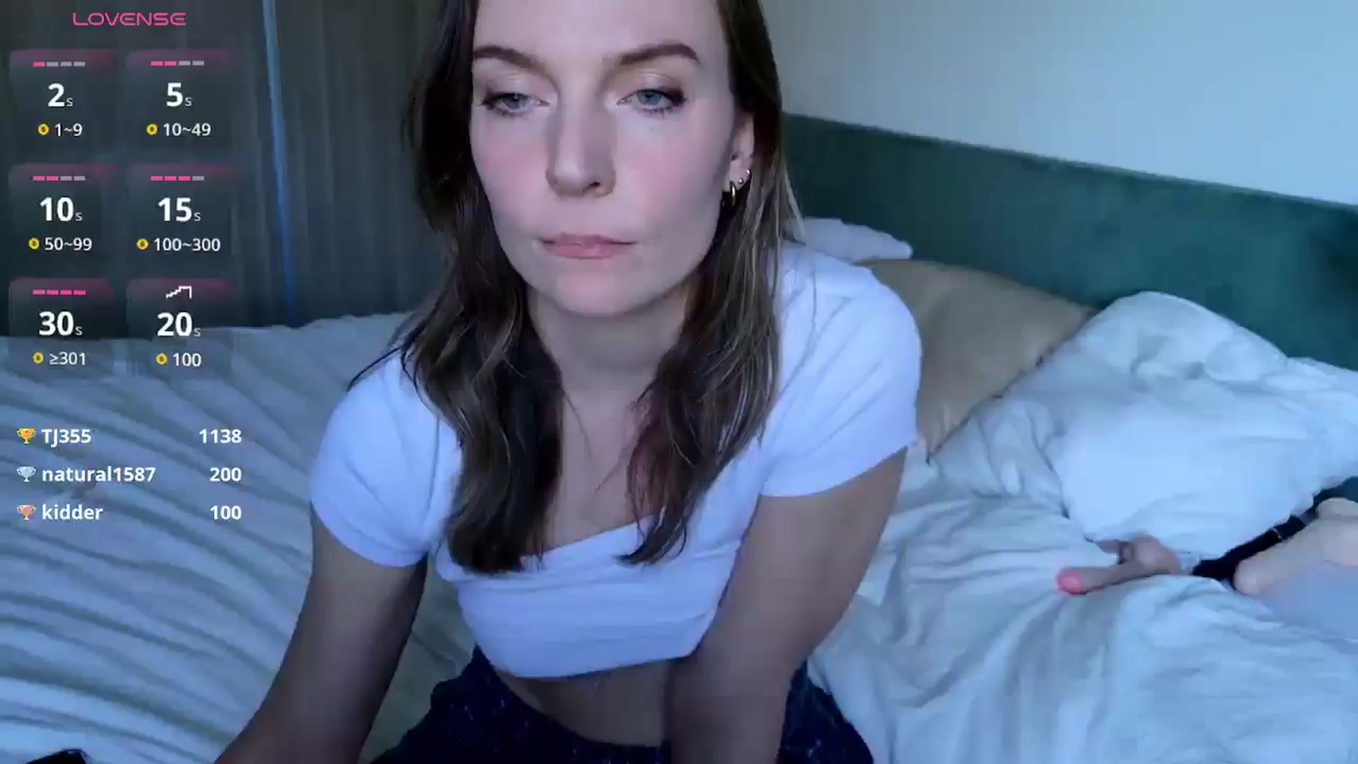 Gallery image thumbnail from Ana_Alexis's myfreecams stream on, 04/07/2025, 13:19 image 15 of 20