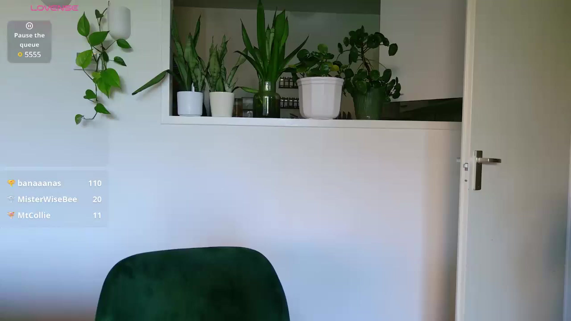 Gallery image thumbnail from Ana_Alexis's myfreecams stream on, 04/12/2025, 15:25 image 19 of 20