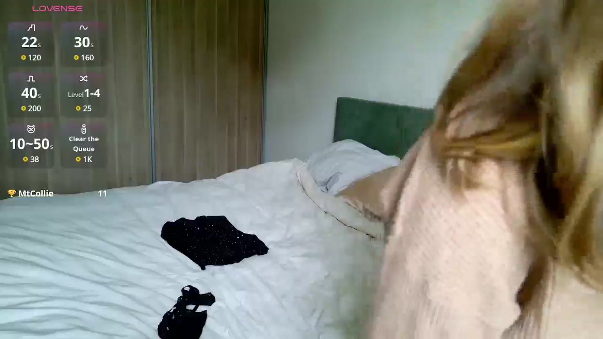 Gallery image thumbnail from Ana_Alexis's myfreecams stream on, 04/16/2025, 12:45 image 7 of 20