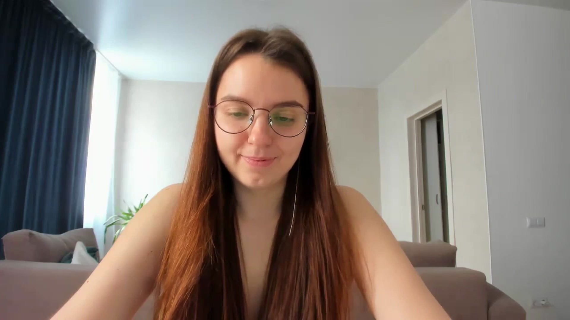 Gallery image thumbnail from Ana_Bird's myfreecams stream on, 03/11/2024, 06:31 image 17 of 20